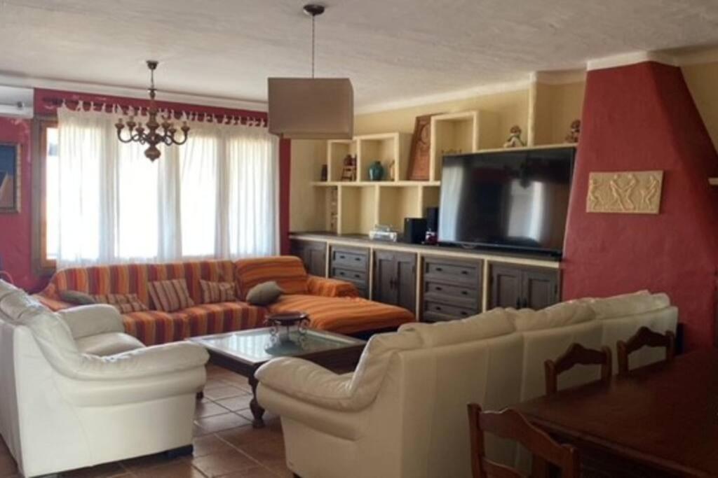 Casa de cuatro habitaciones