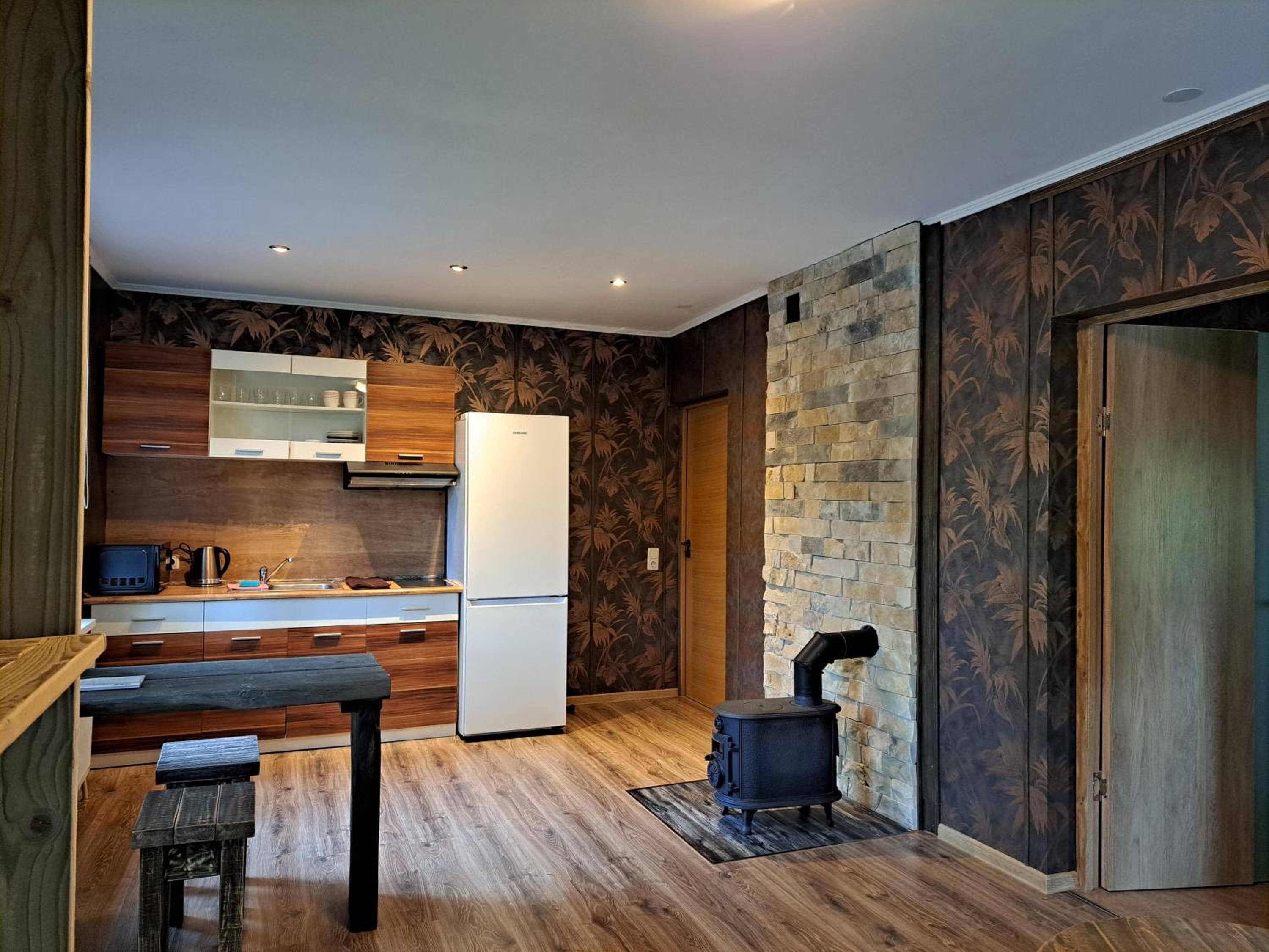 Apartment - Photo 2