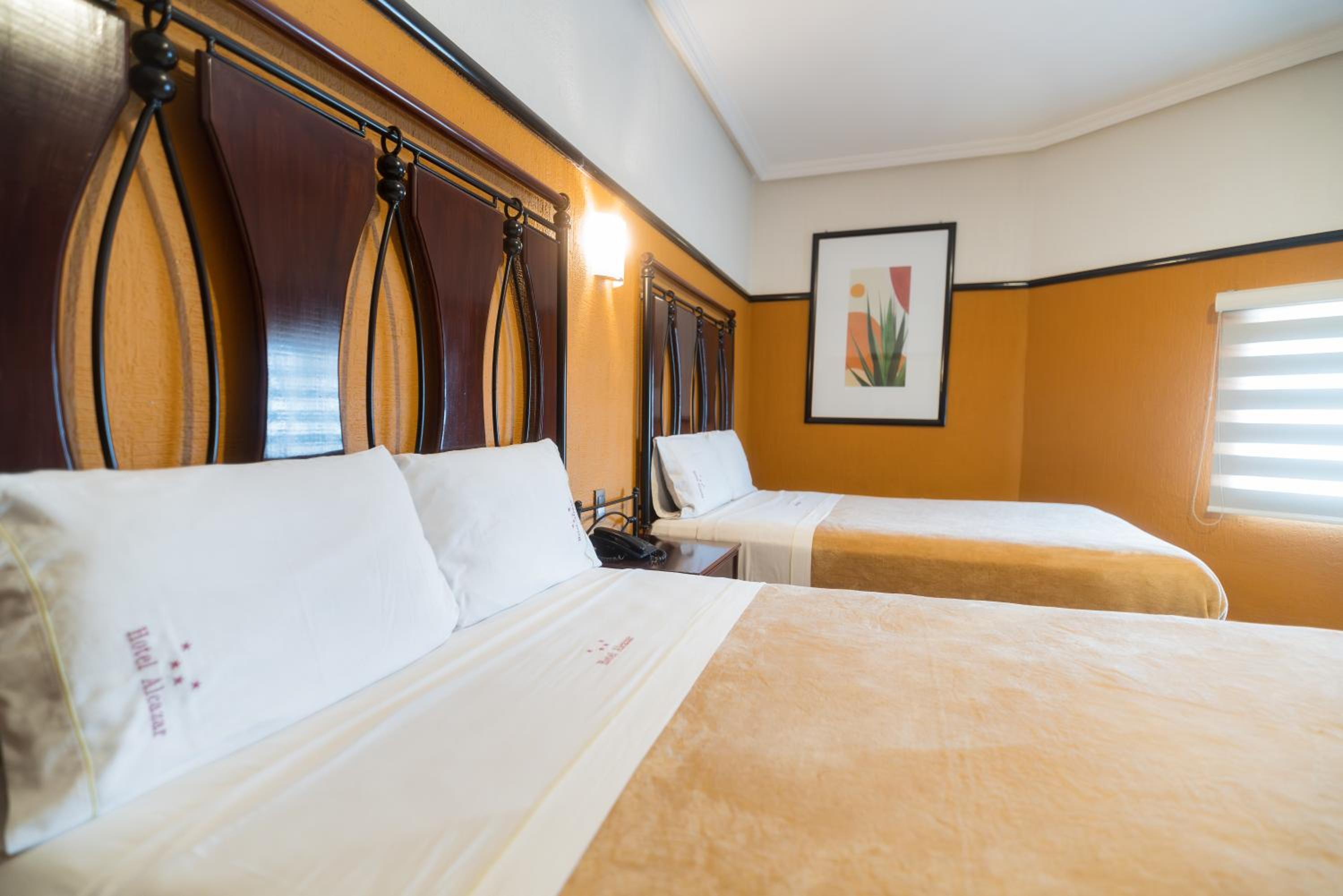 Double Room with Two Double Beds - Photo 45