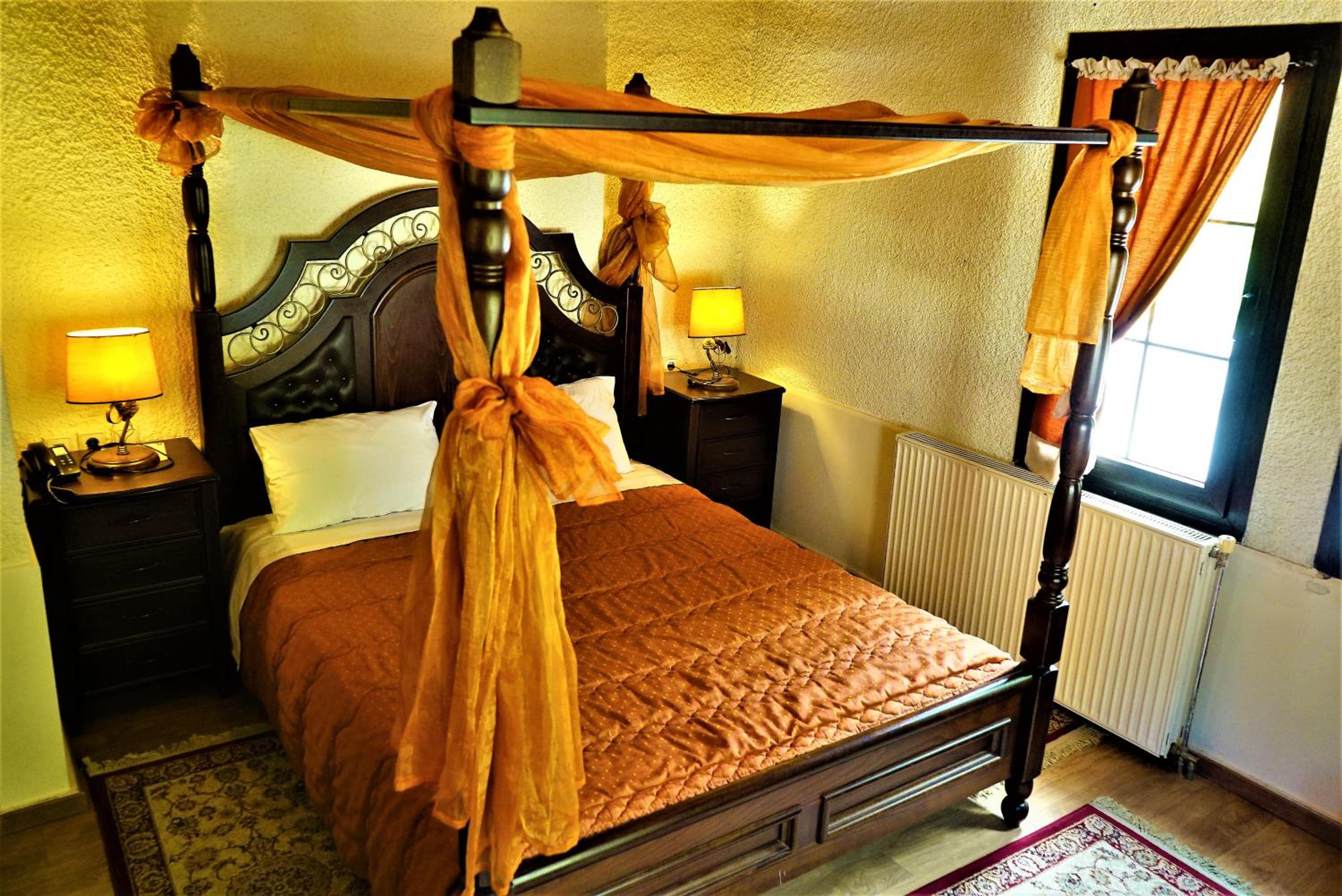 Double Room with Balcony and Sea View - Photo 1