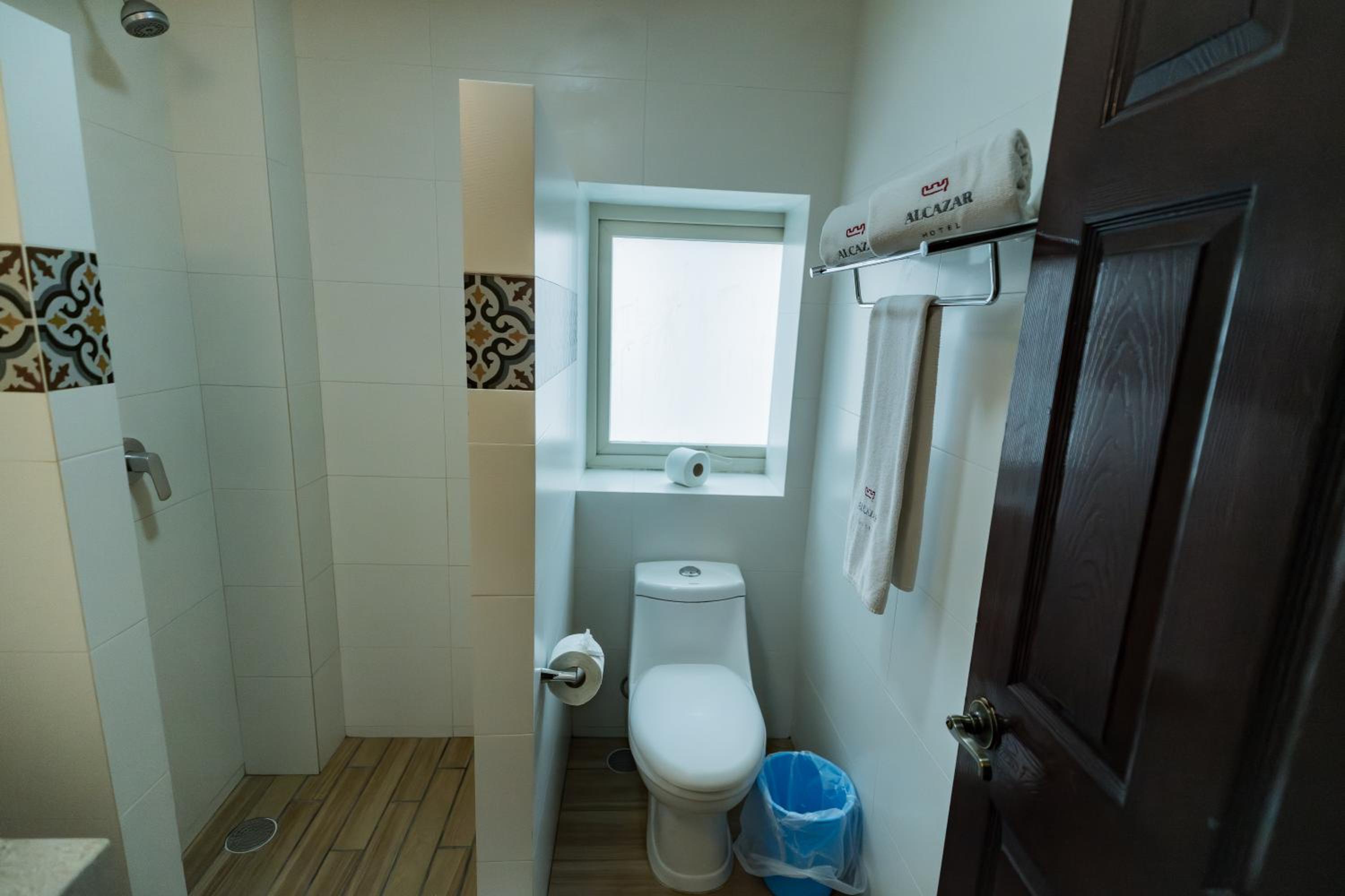Queen Room - Photo 2