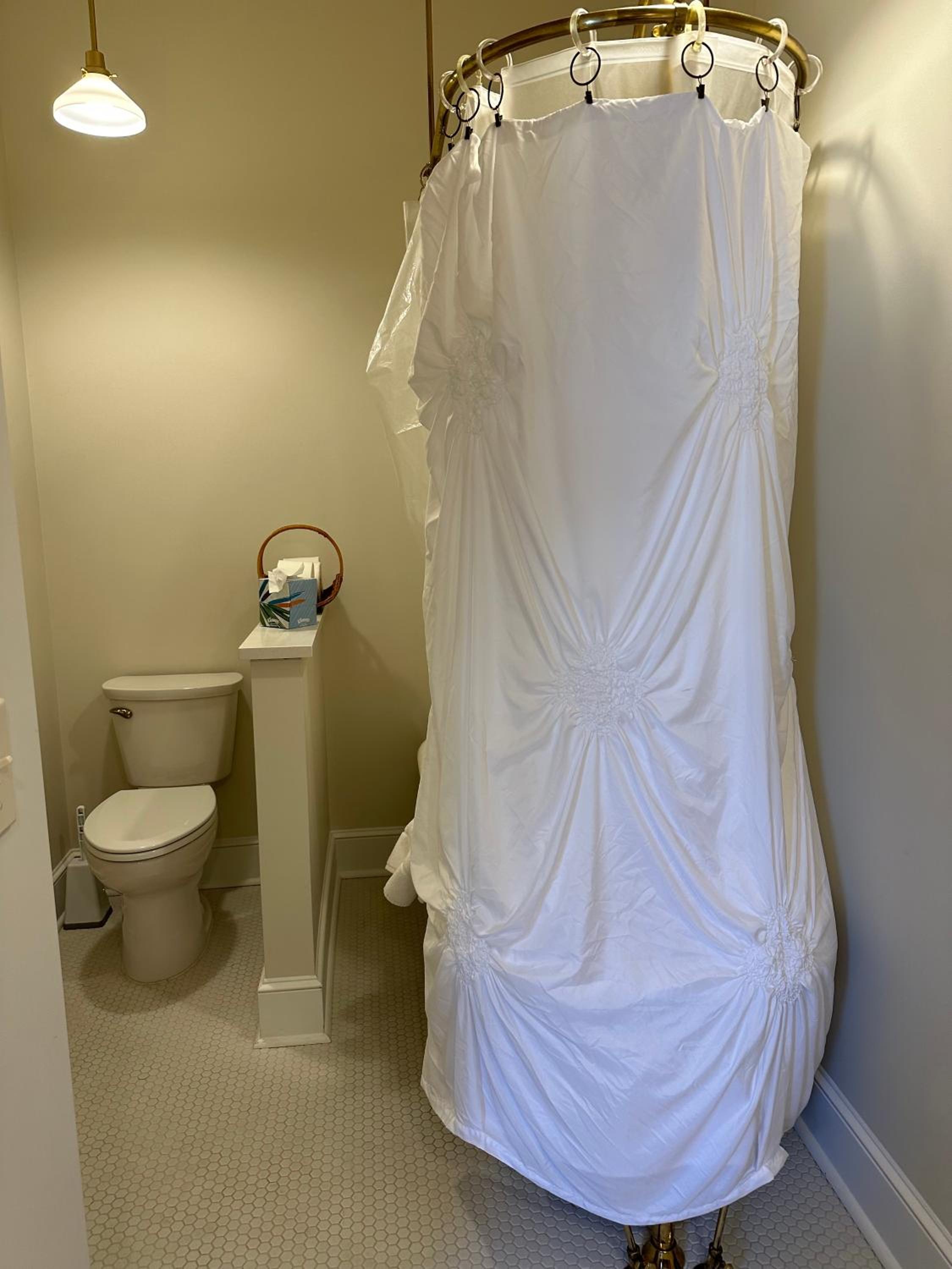 Deluxe King Room - Photo 7