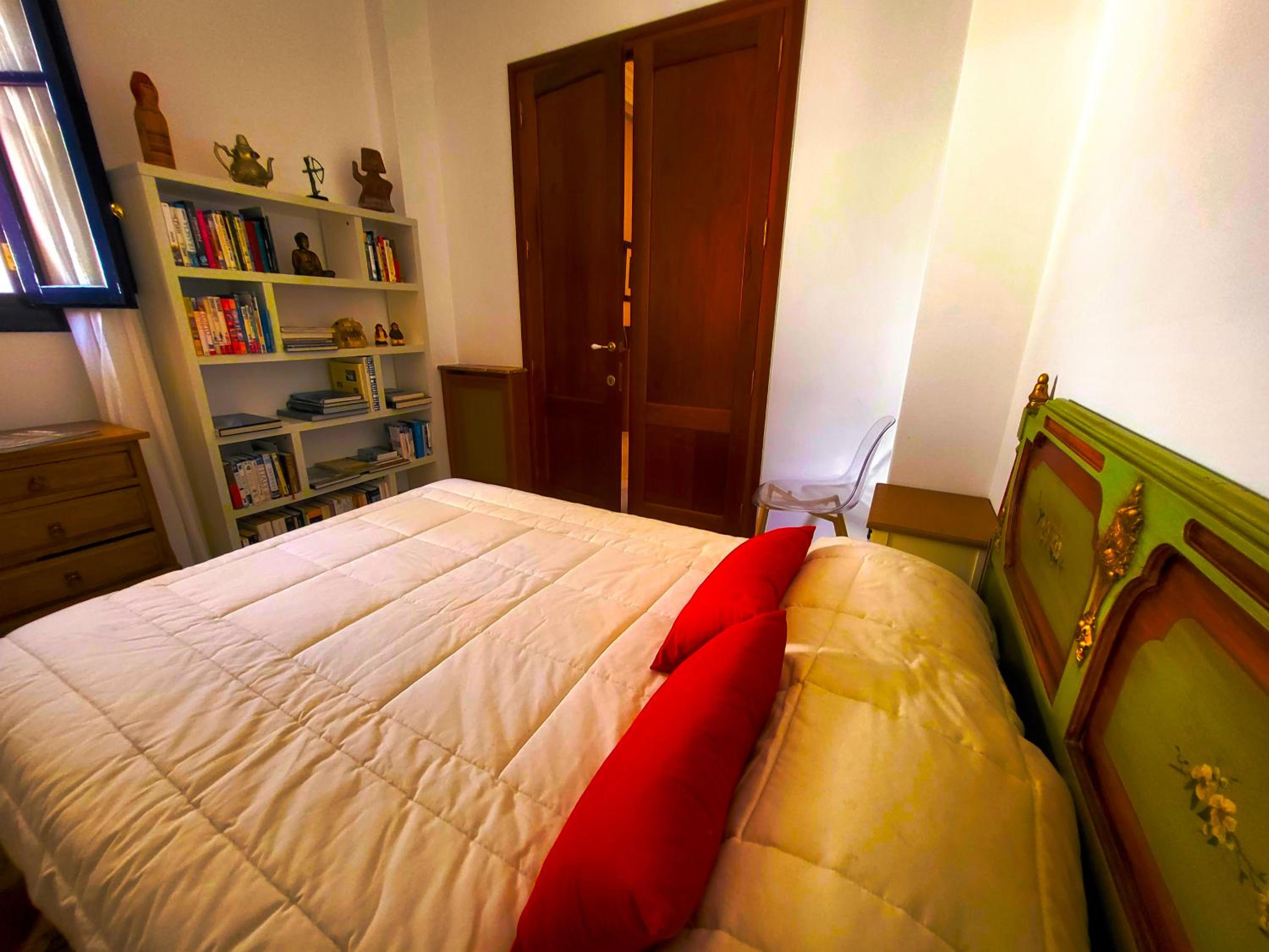 Villa photo 2