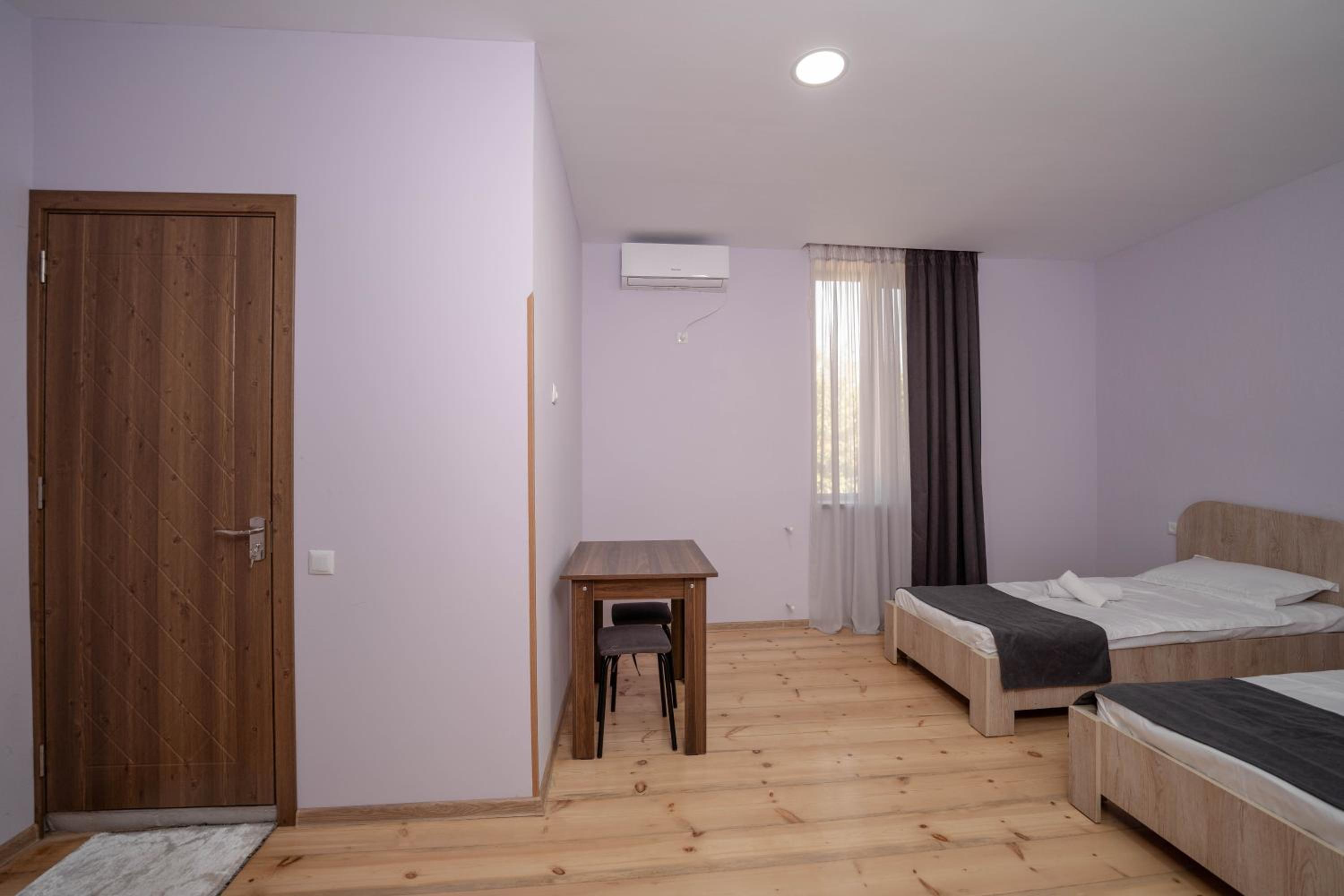 Deluxe Double Or Twin Room With City View photo 3