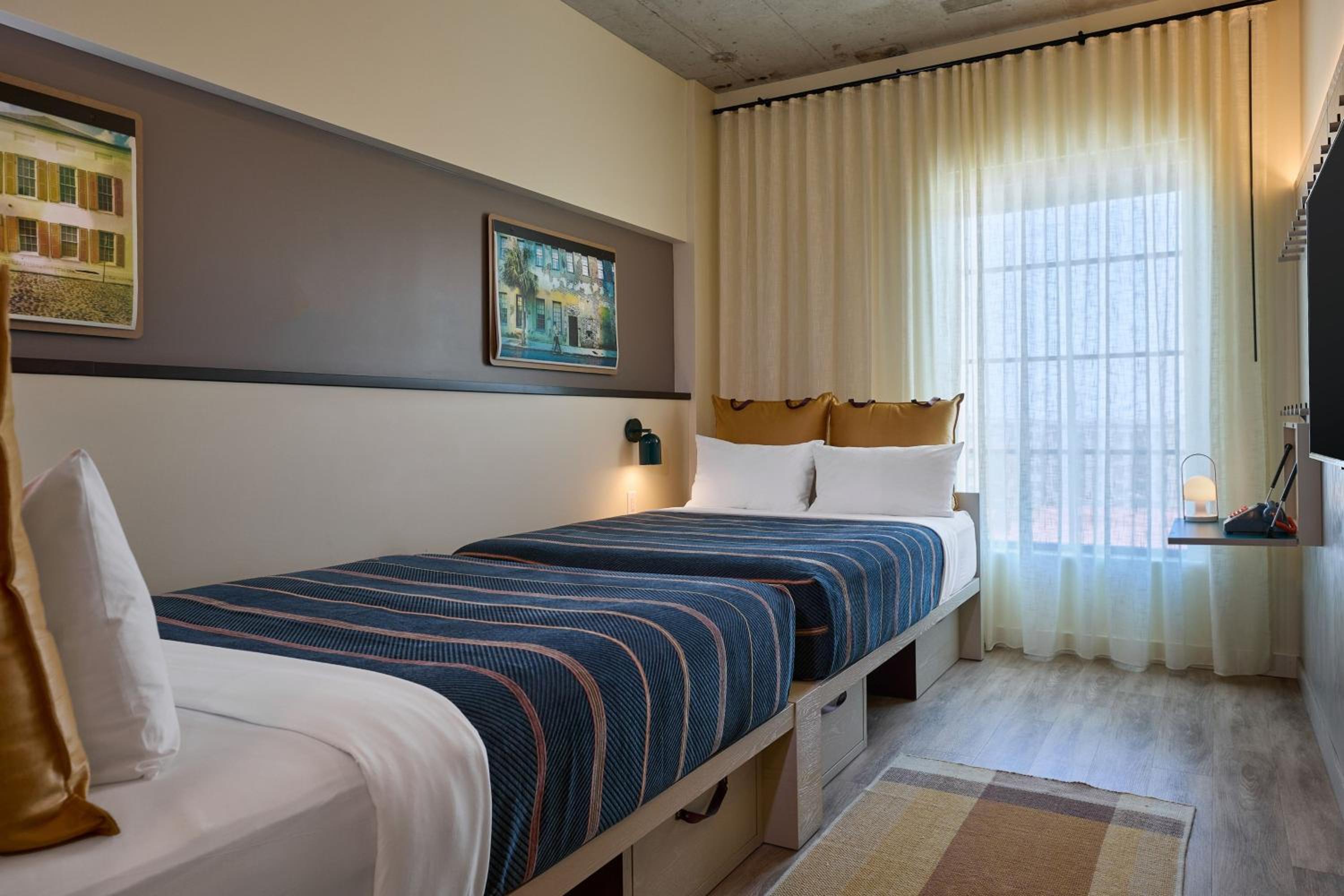 Queen Room with Two Queen Beds and Bathtub - Mobility Access/Hearing Accessible photo 1