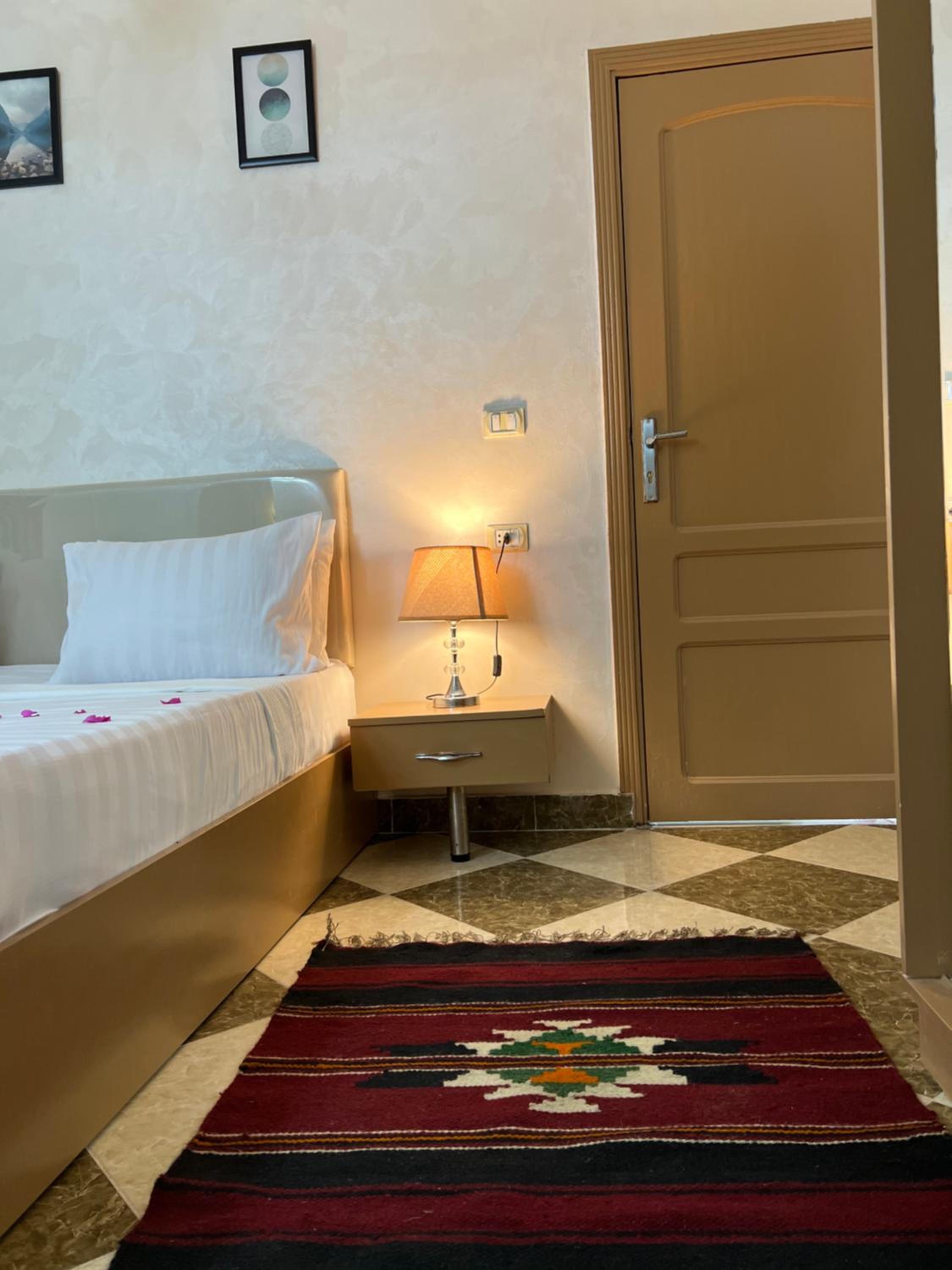 Double Room with Private Bathroom photo 2
