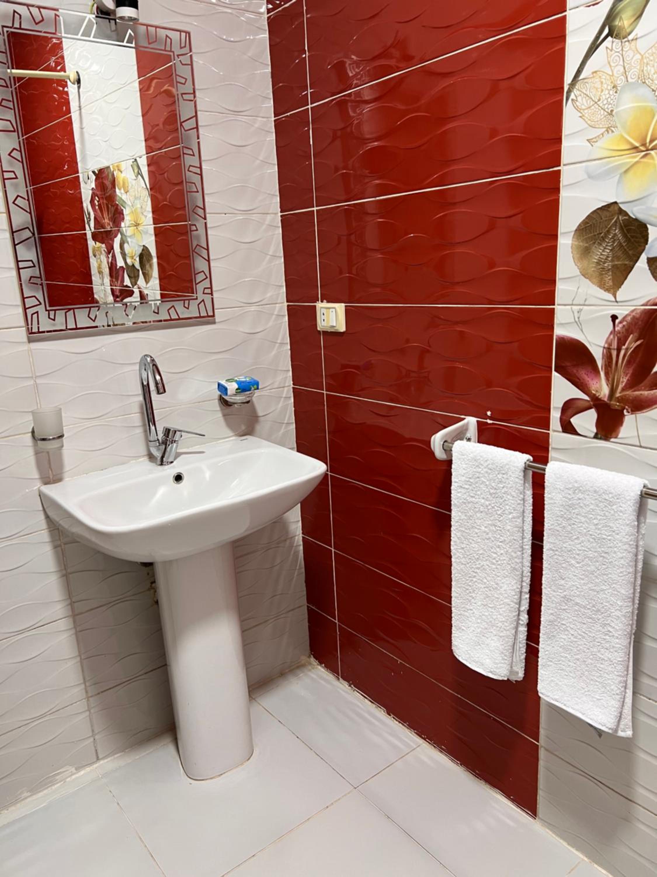 Double or Twin Room with Private Bathroom photo 3