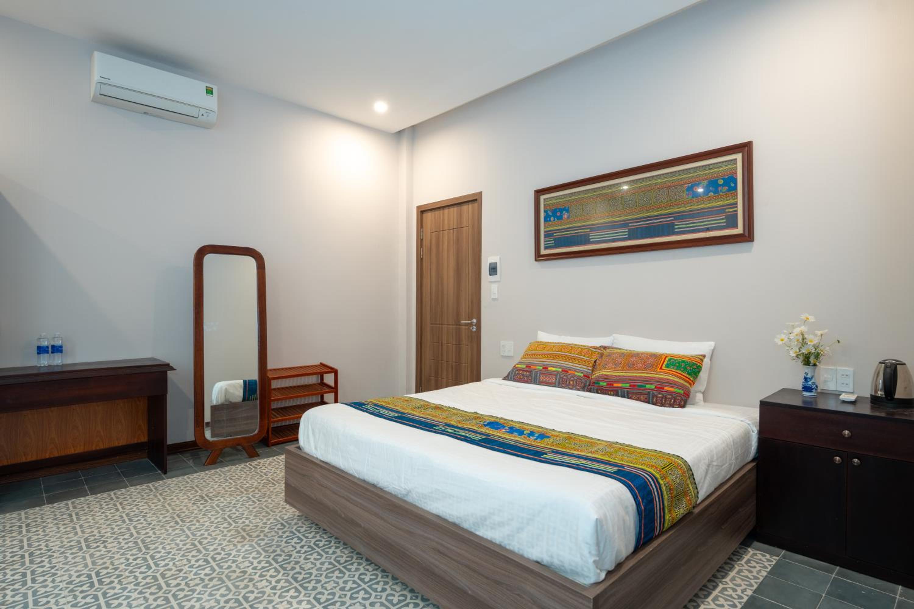 Deluxe Room - Photo 9