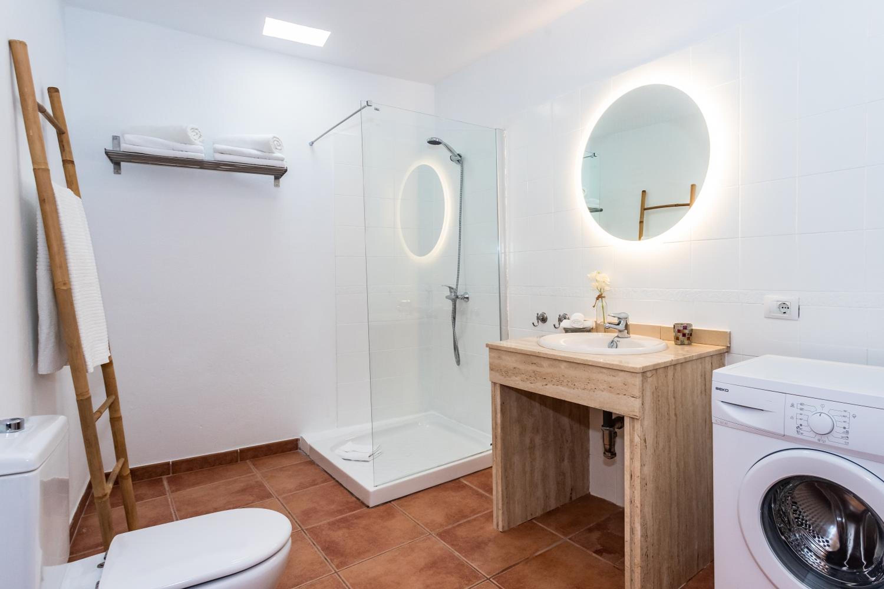 Two-Bedroom Holiday Home photo 2