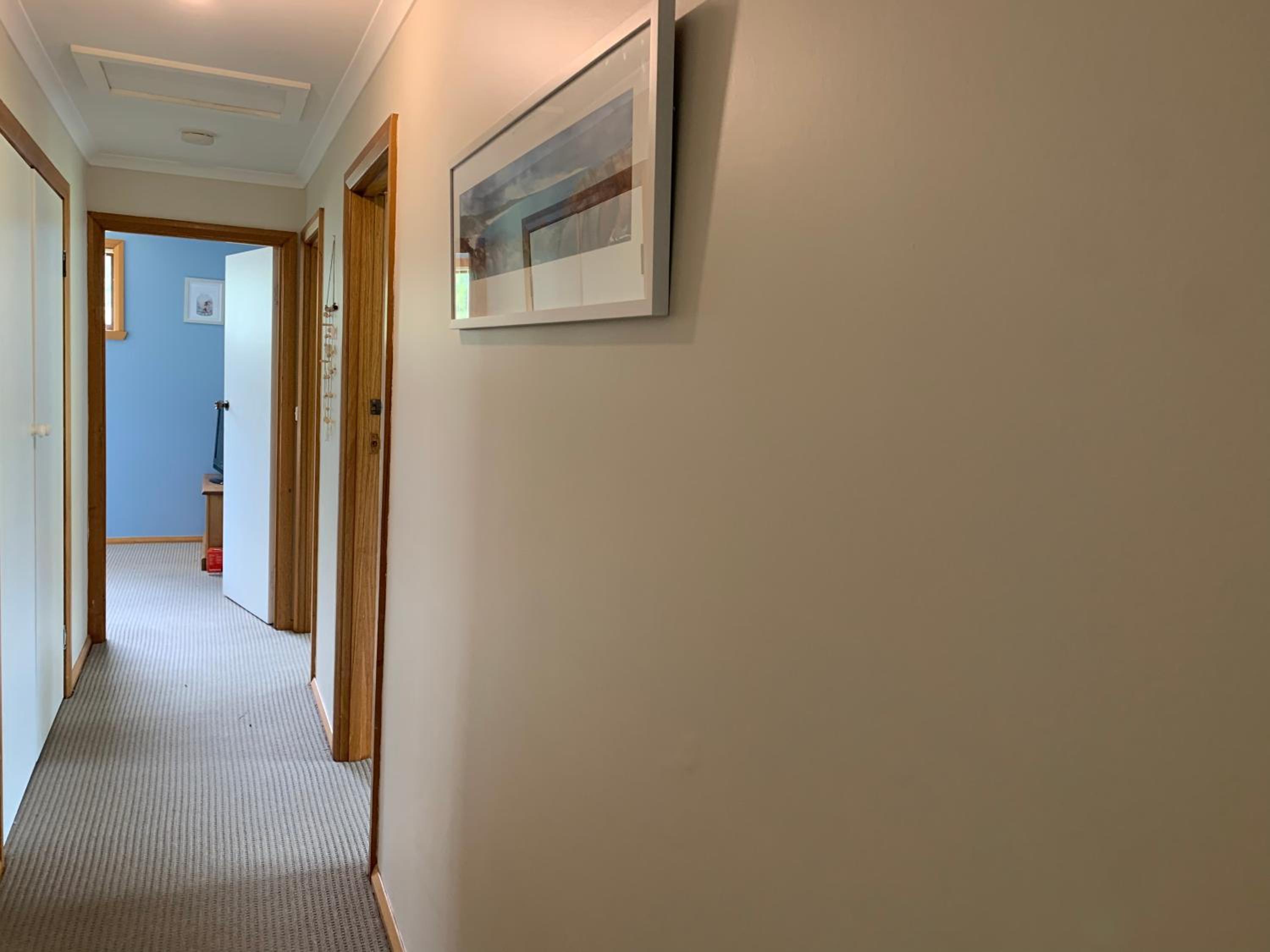 Three-Bedroom House photo 2