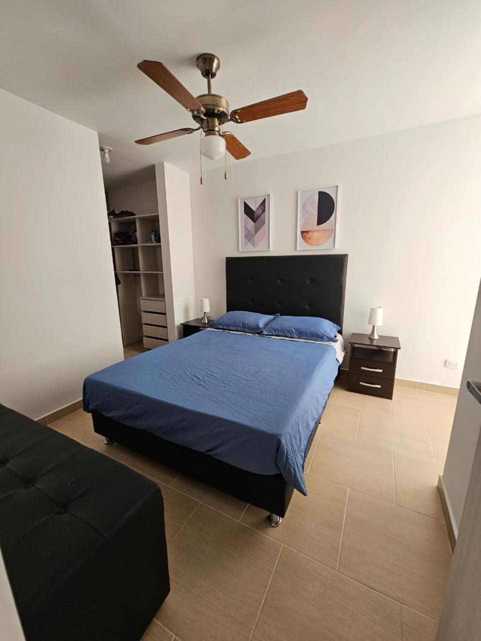 Three-Bedroom Apartment photo 2