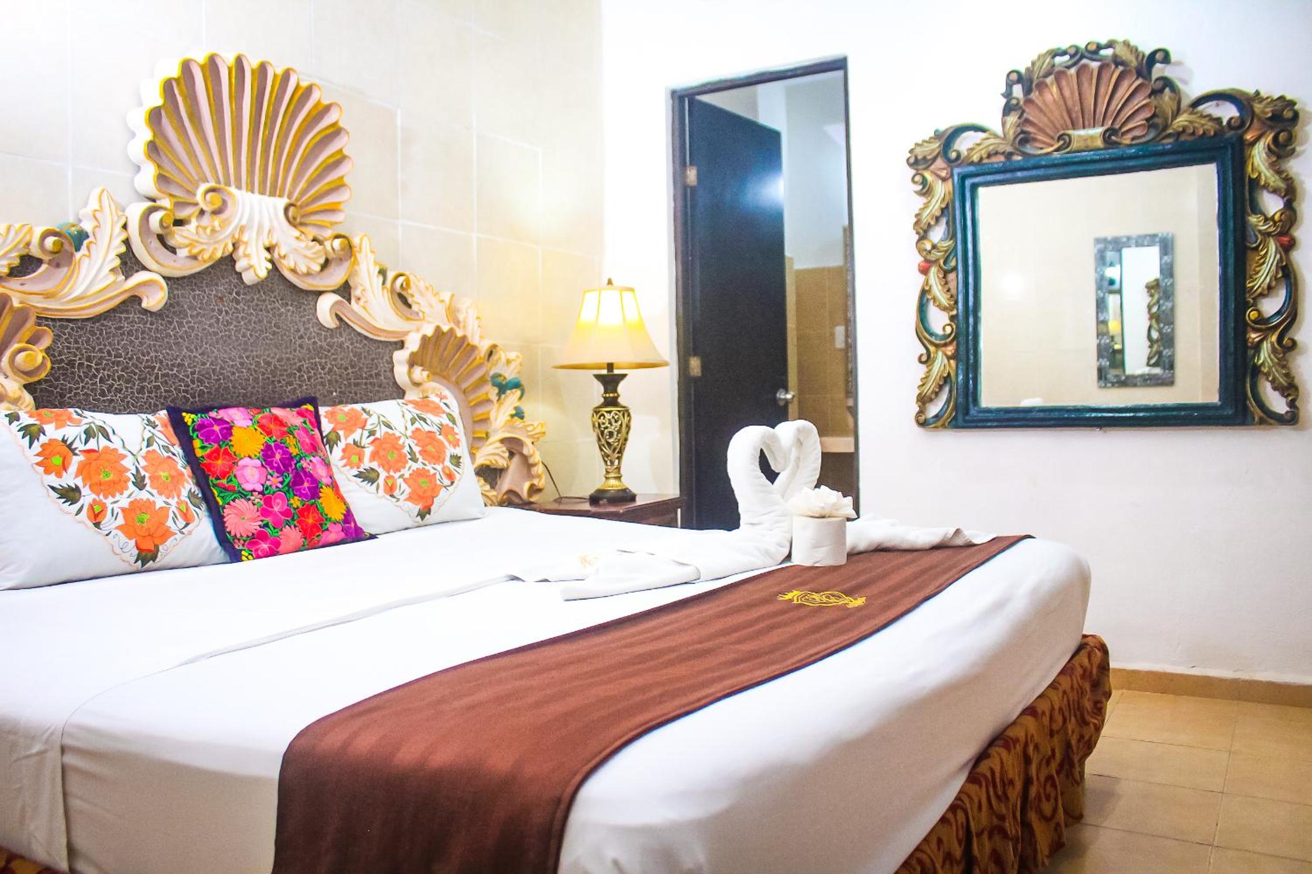 Double Room - Photo 5