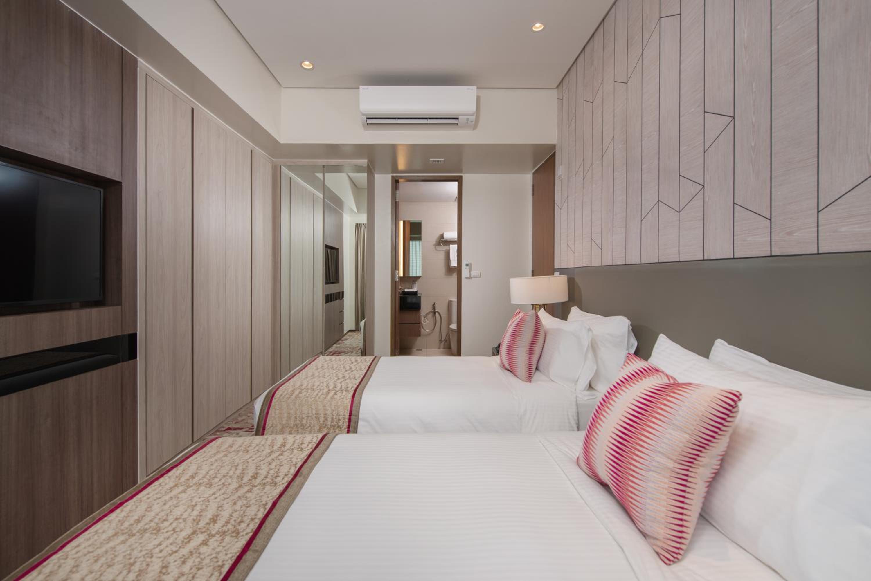 Two-Bedroom Apartment - Photo 4