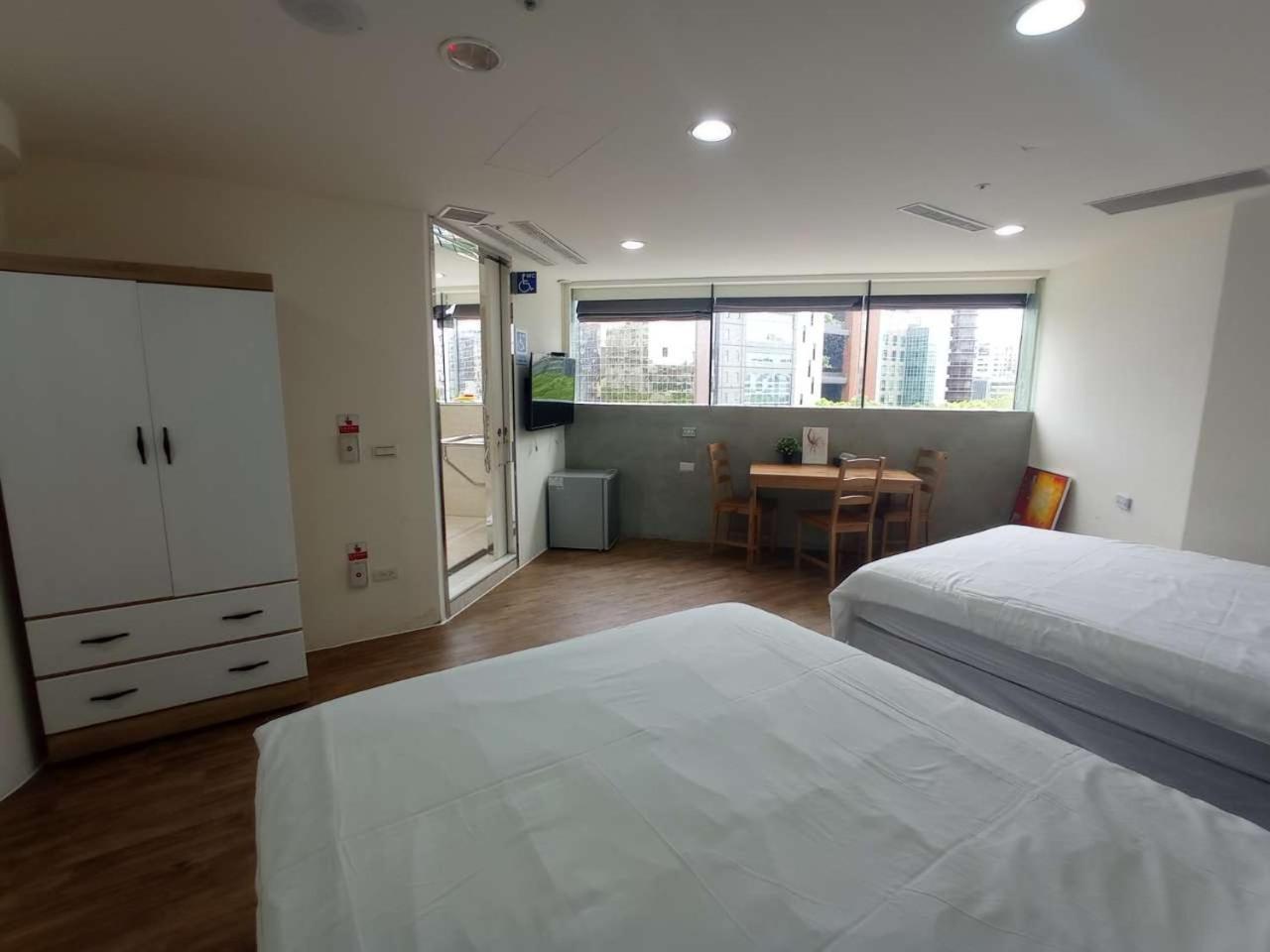Quadruple Room with Bathroom