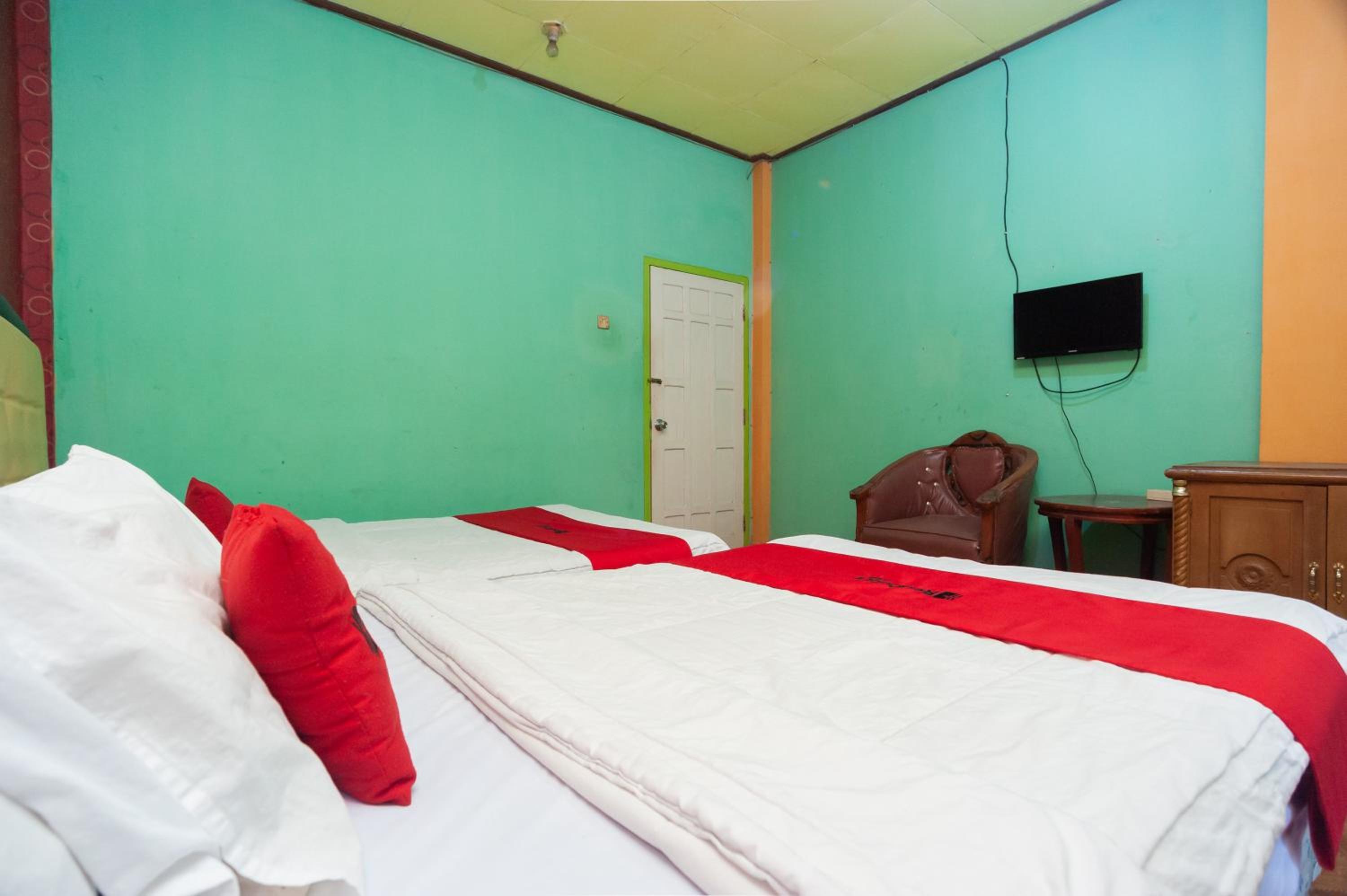 Twin Room - Photo 5