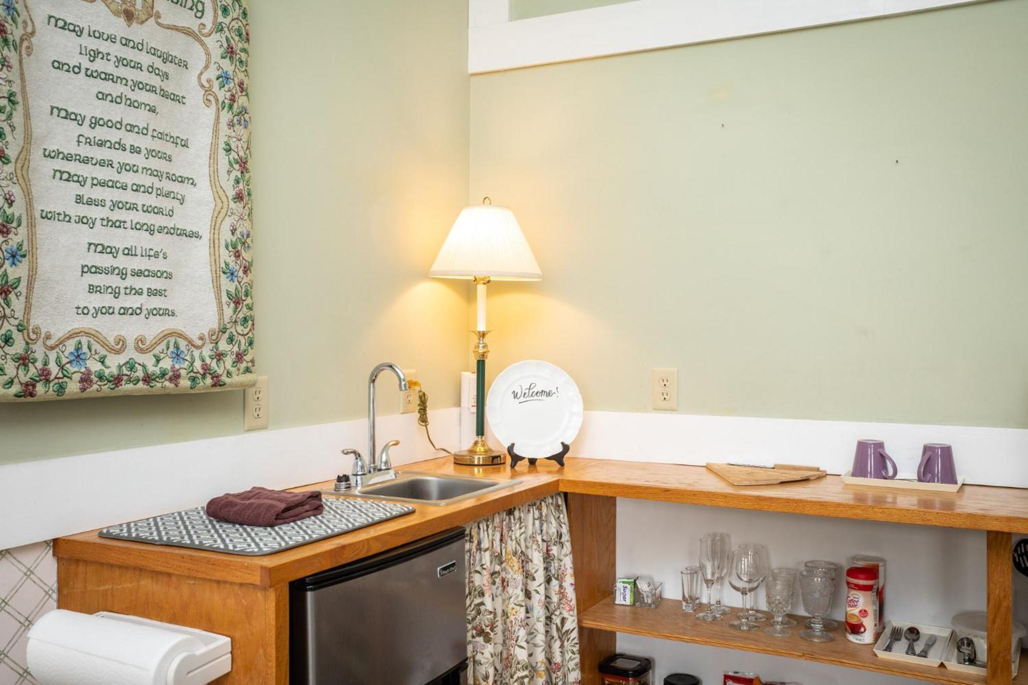 Deluxe King Room photo 3