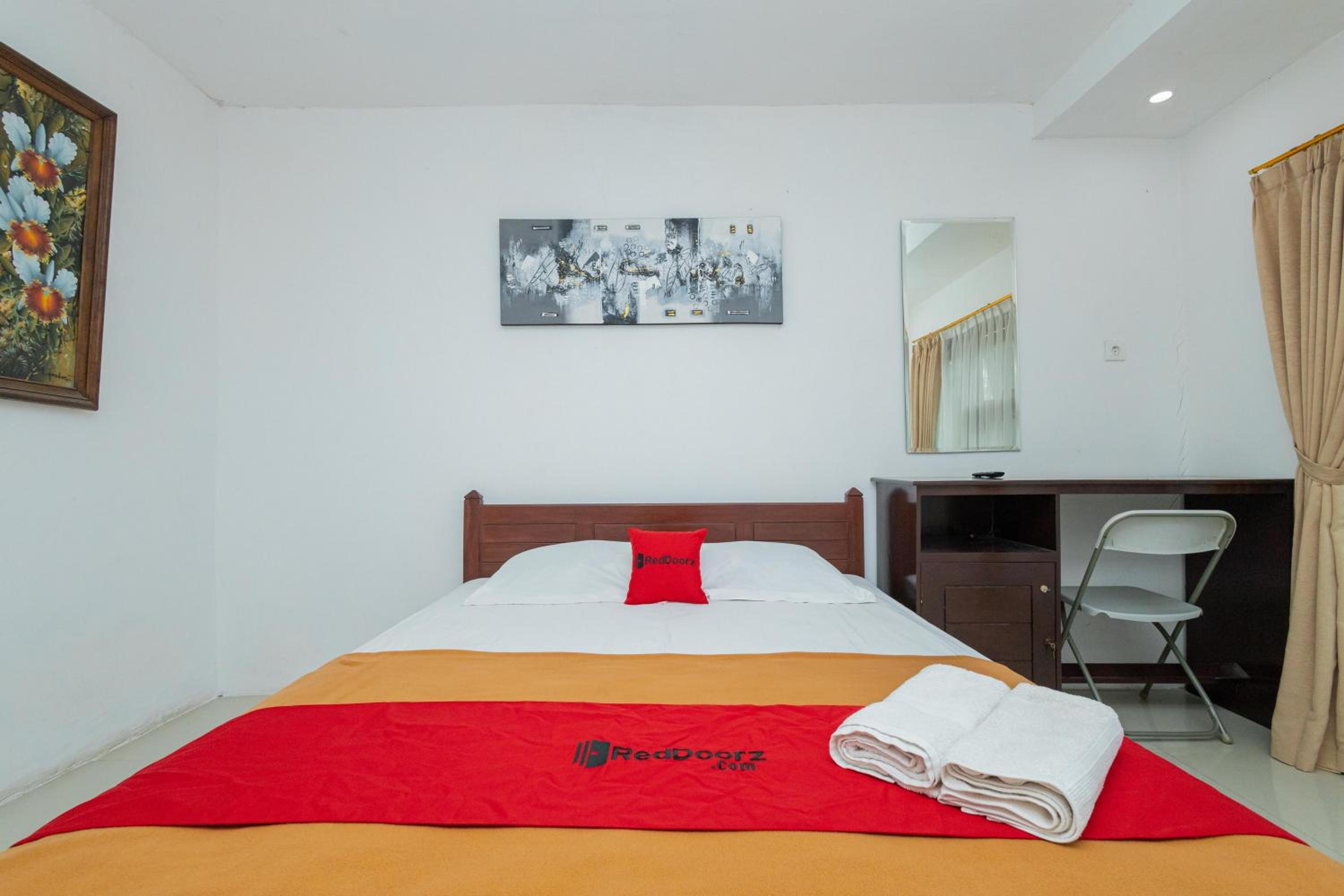 Deluxe Room - Photo 1