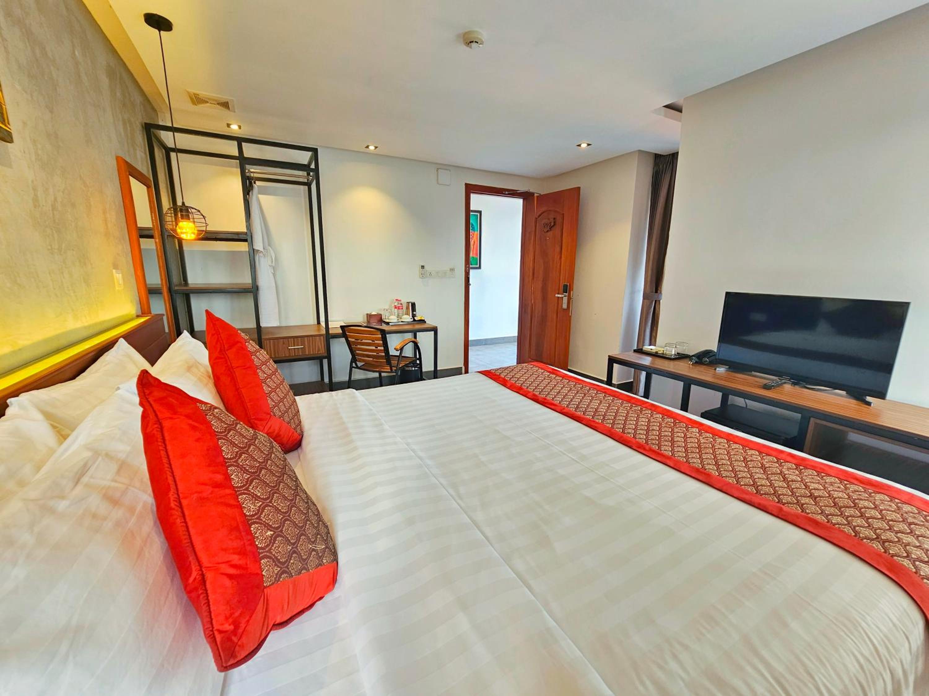 Superior Double Room - Photo 2
