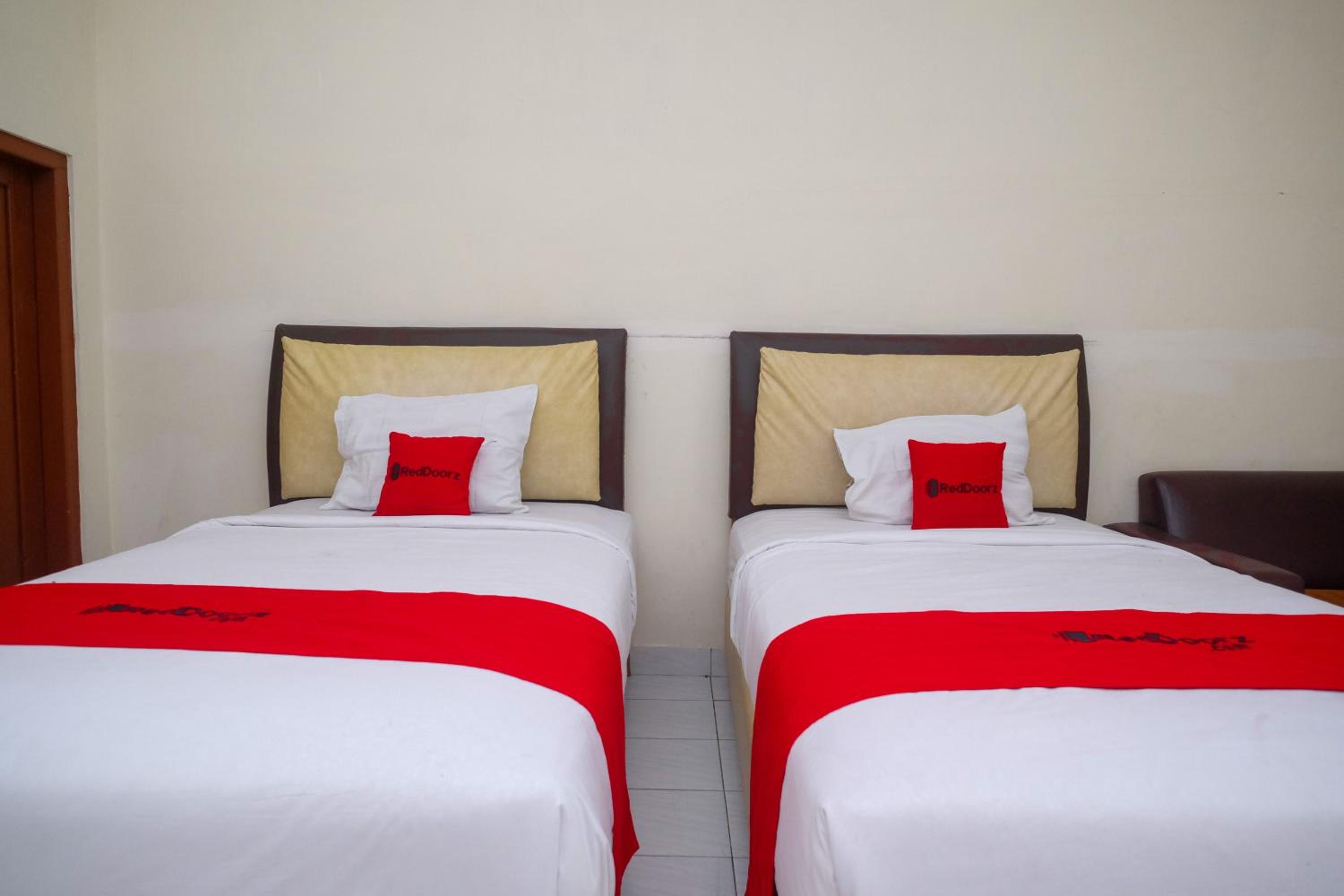 Deluxe Twin Room - Photo 7