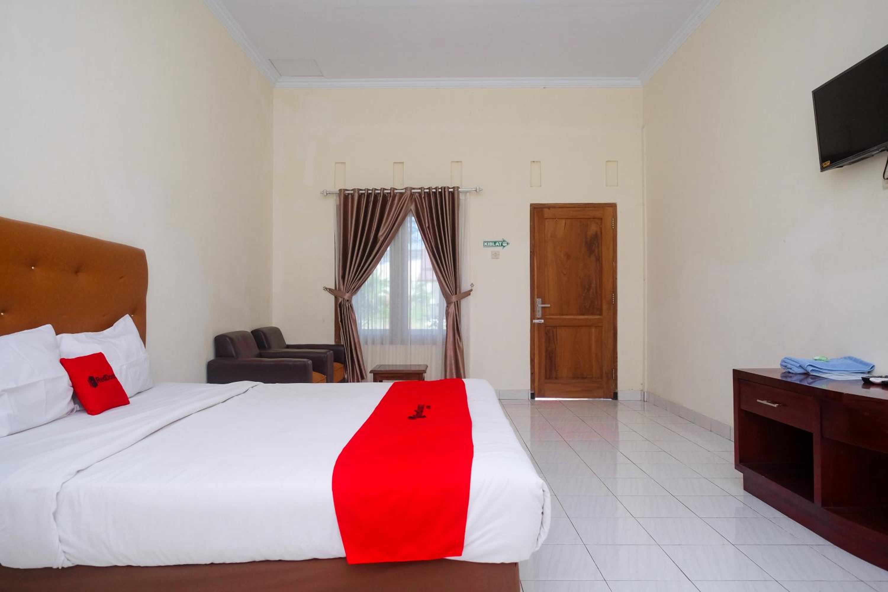 Deluxe Double Room - Photo 7