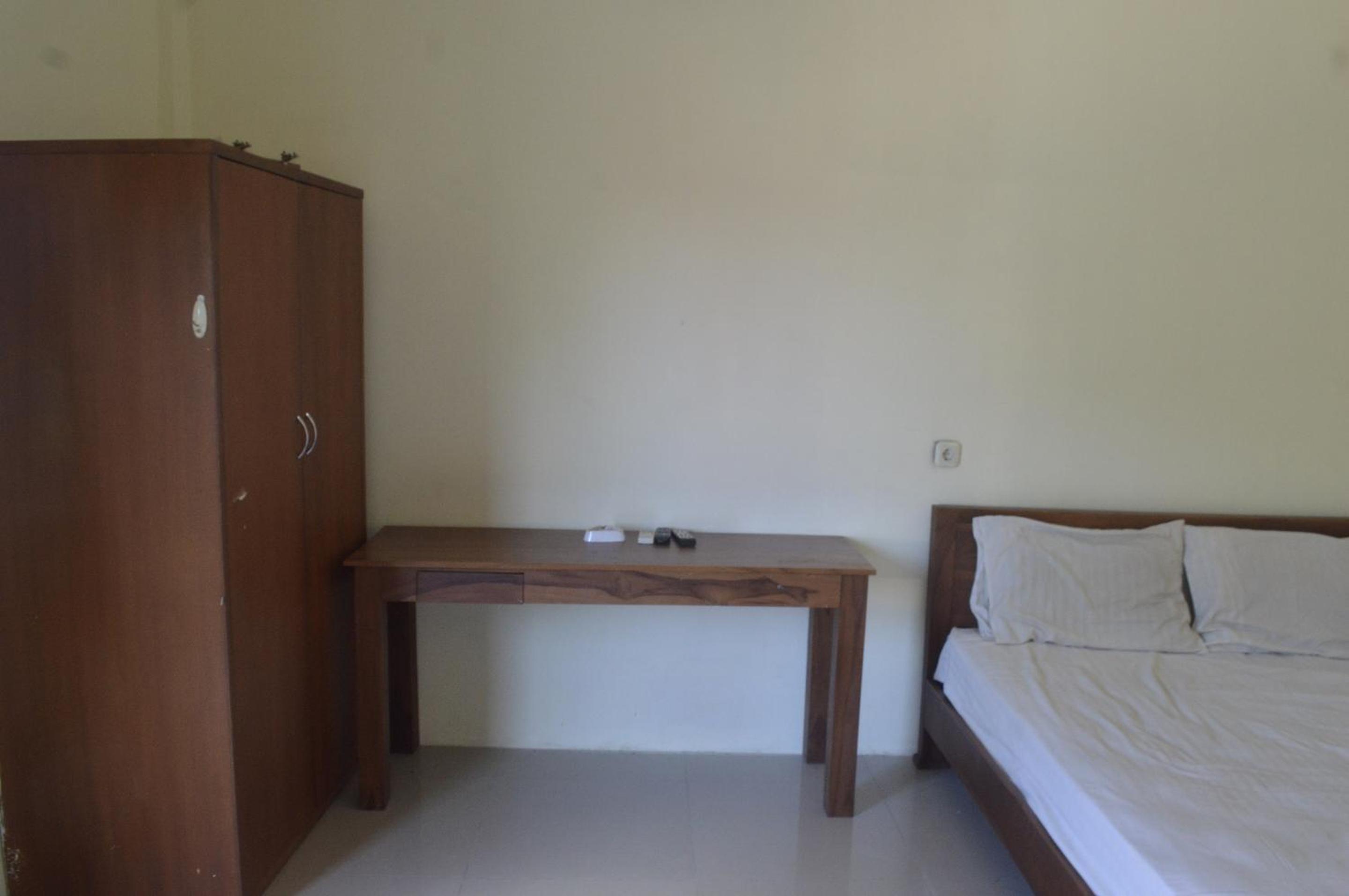 Standard Double Room - Photo 16