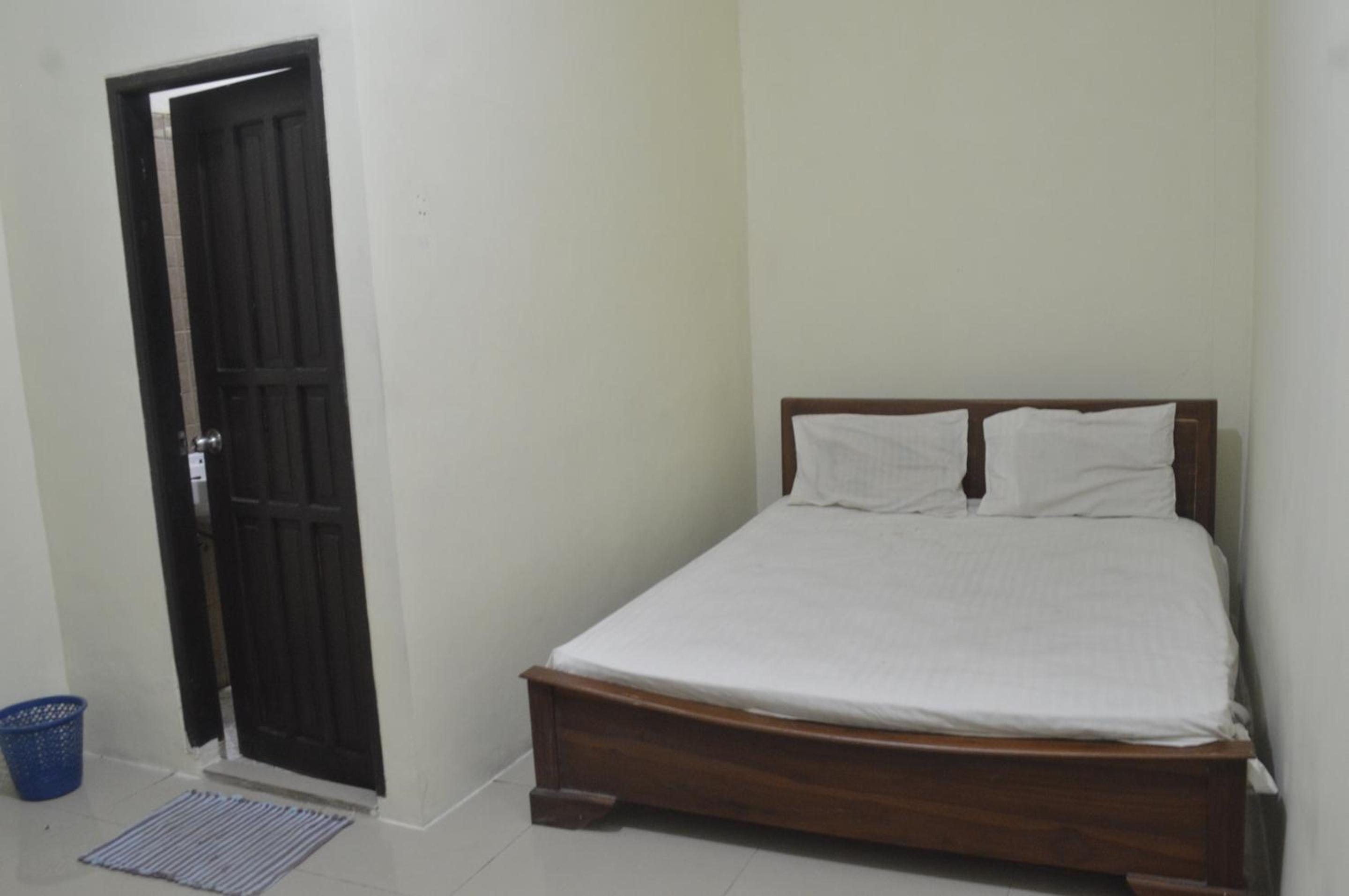 Standard Double Room - Photo 14