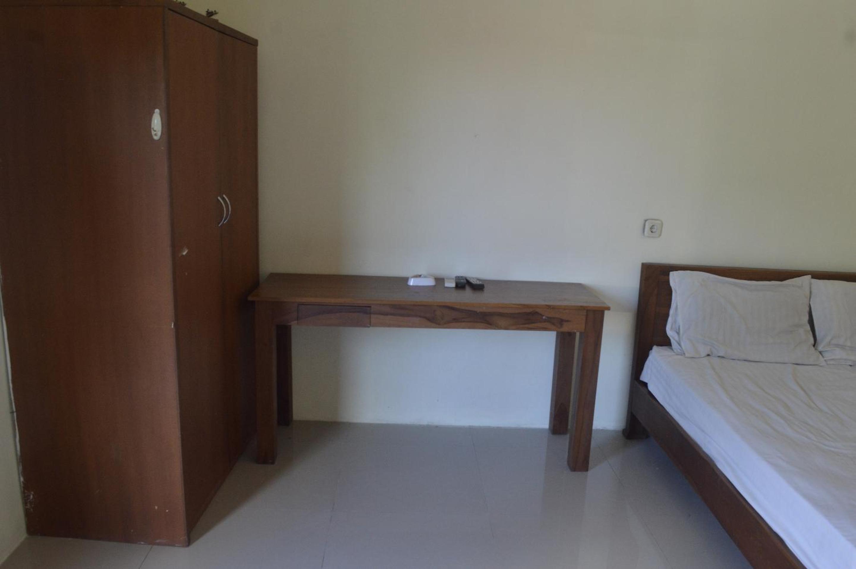 Standard Double Room - Photo 13