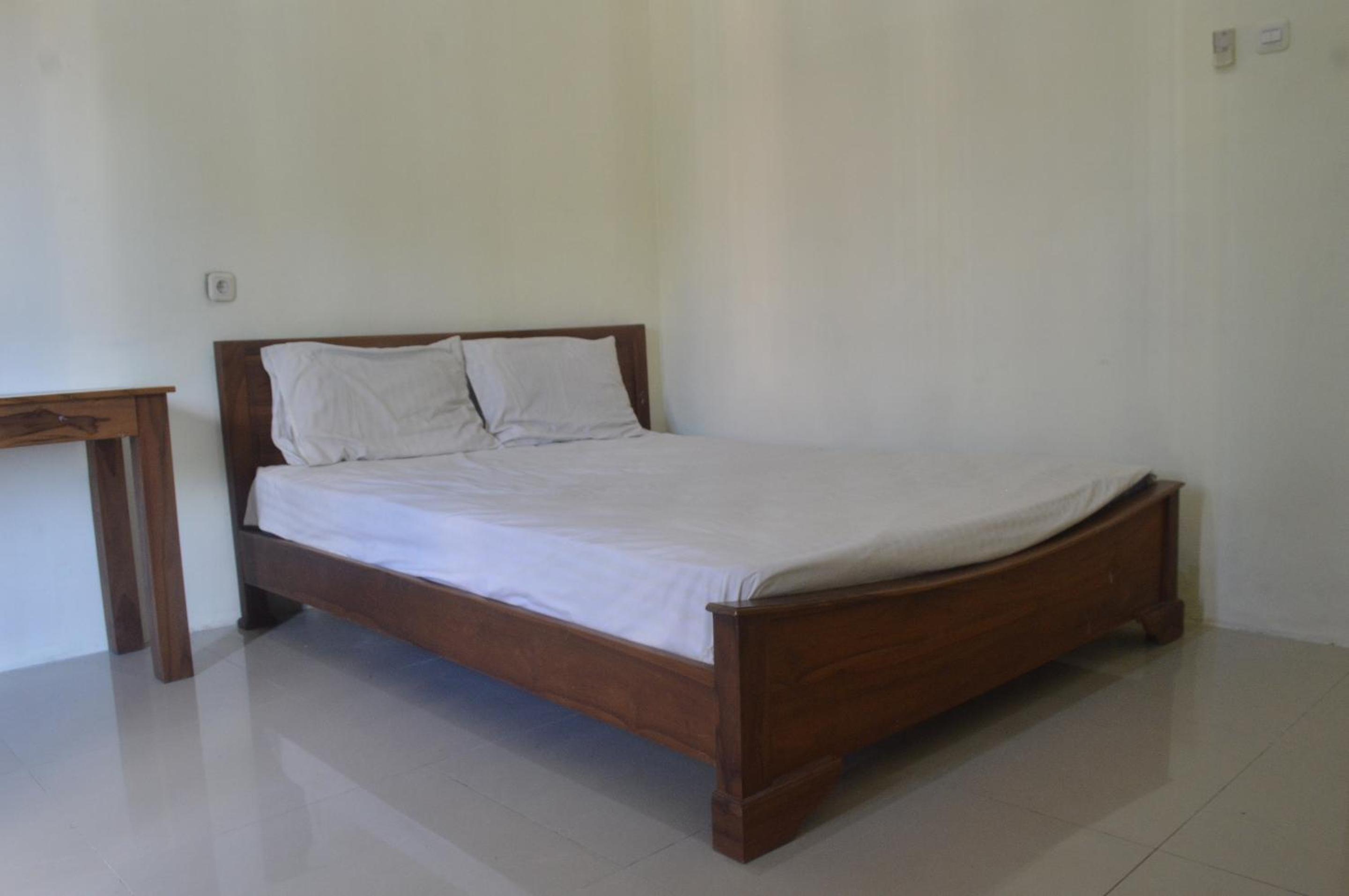 Standard Double Room - Photo 10