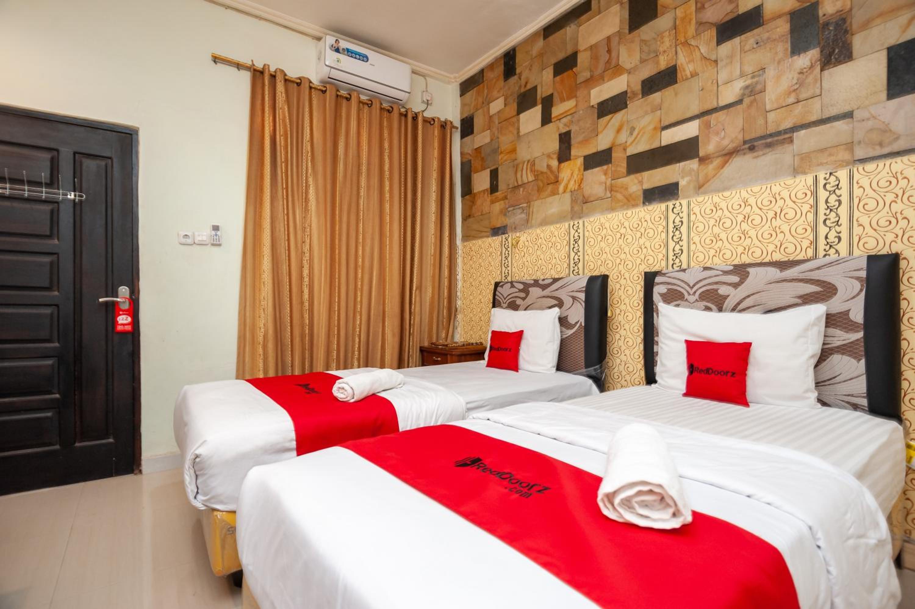Deluxe Twin Room photo 1