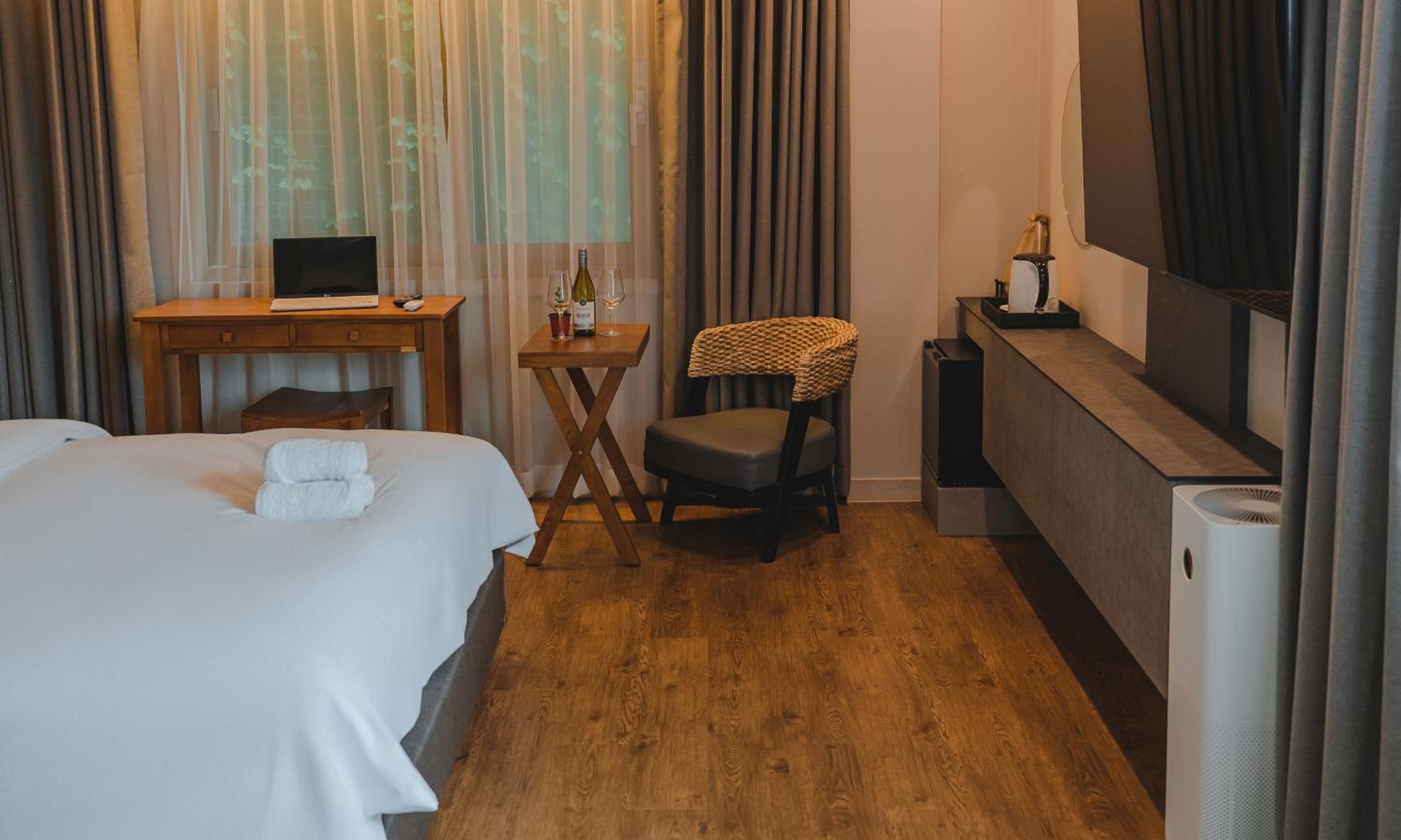 Deluxe Double Room - Photo 4