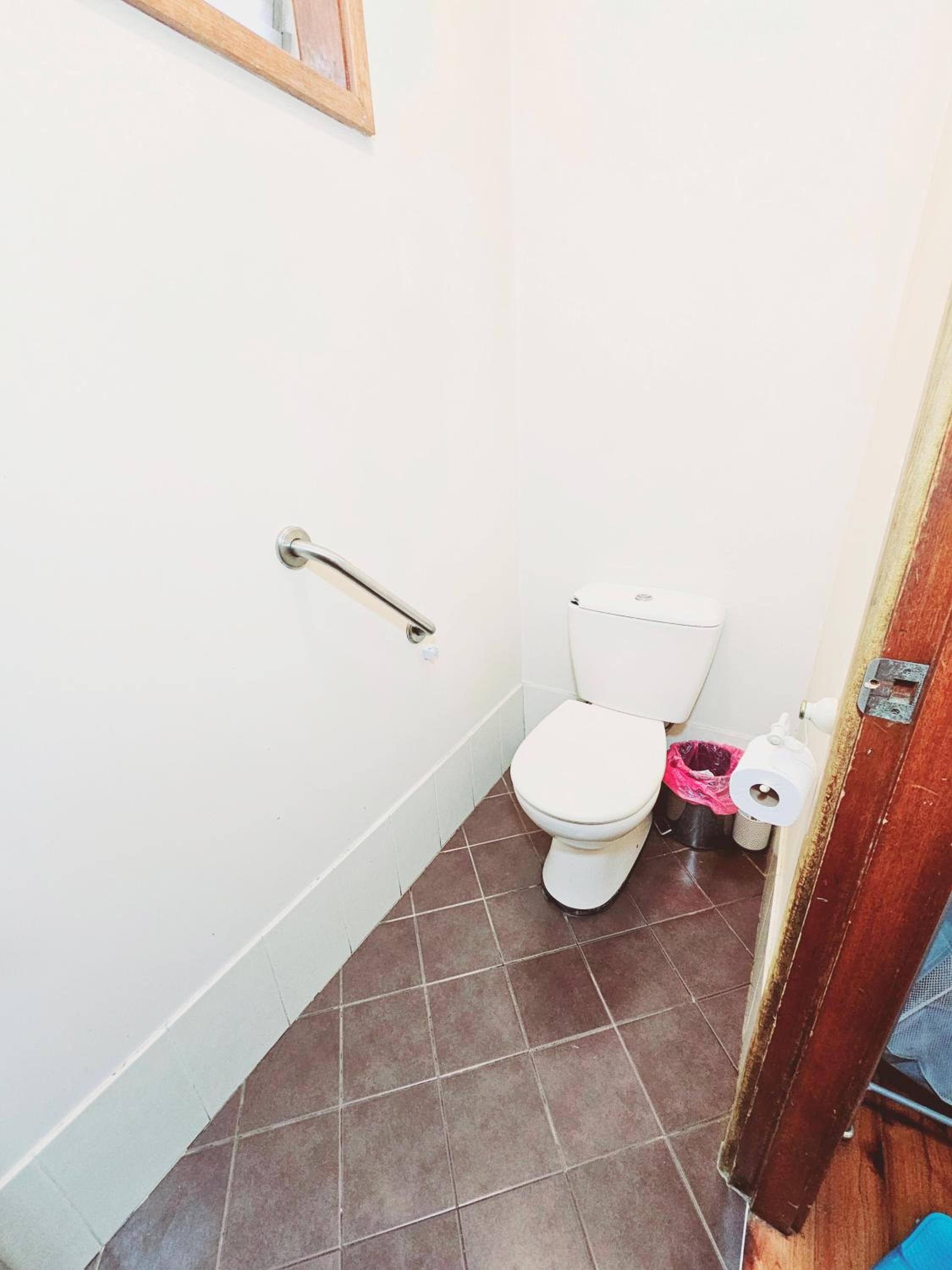 Double Room with Shared Bathroom photo 2