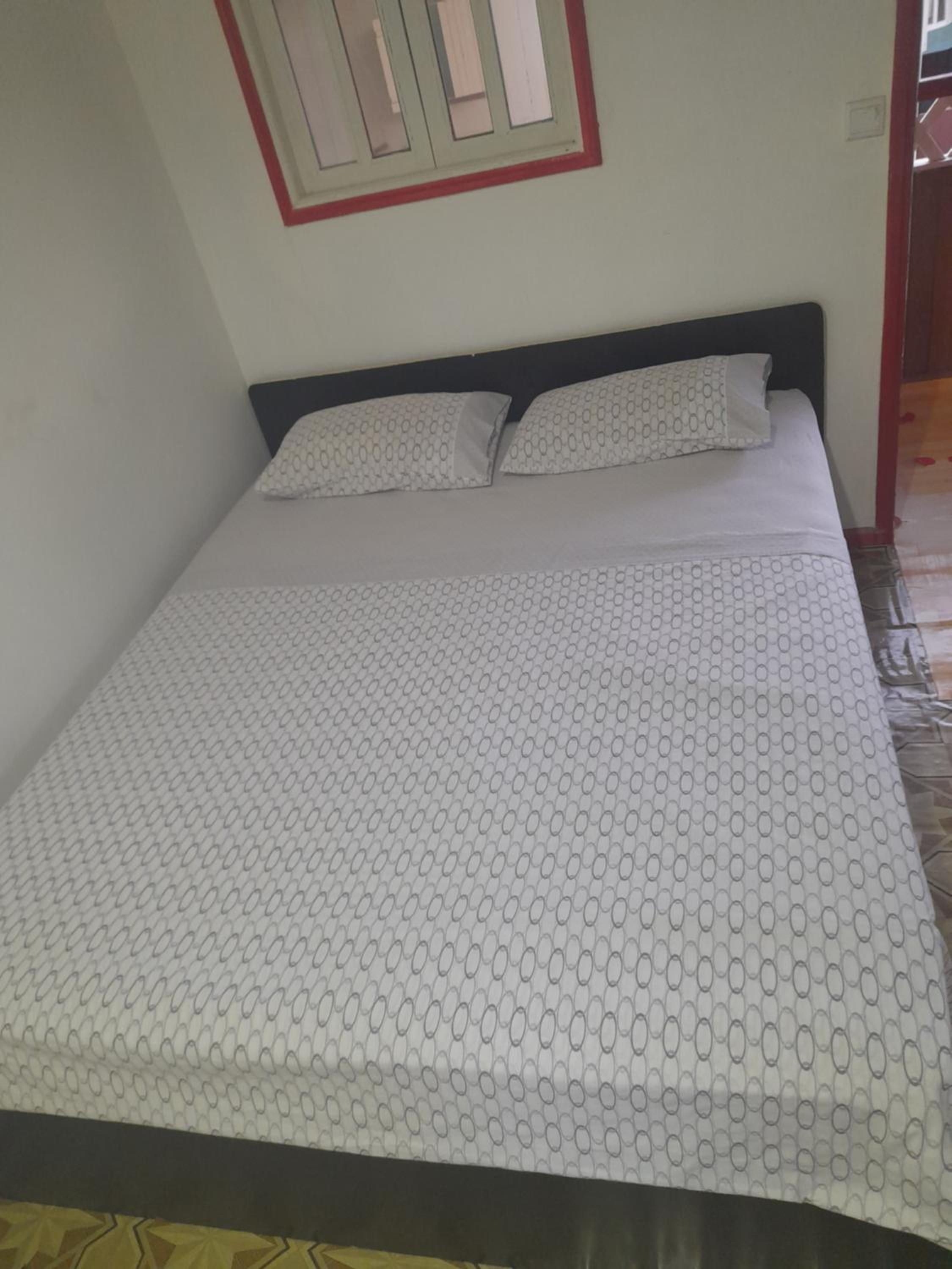 Single Room With Private Bathroom