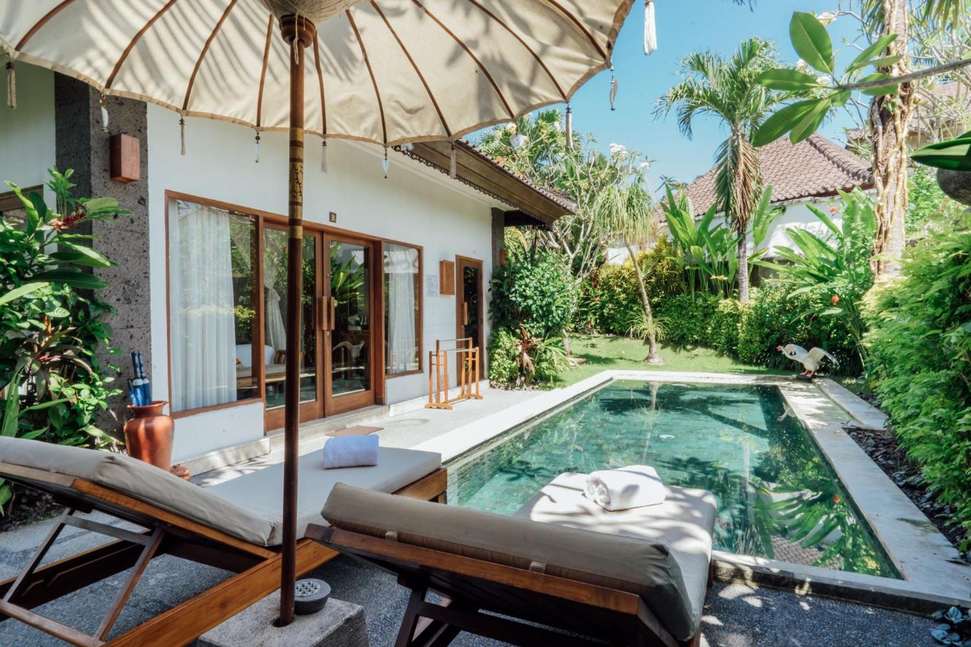 Villa with Private Pool - Photo 6