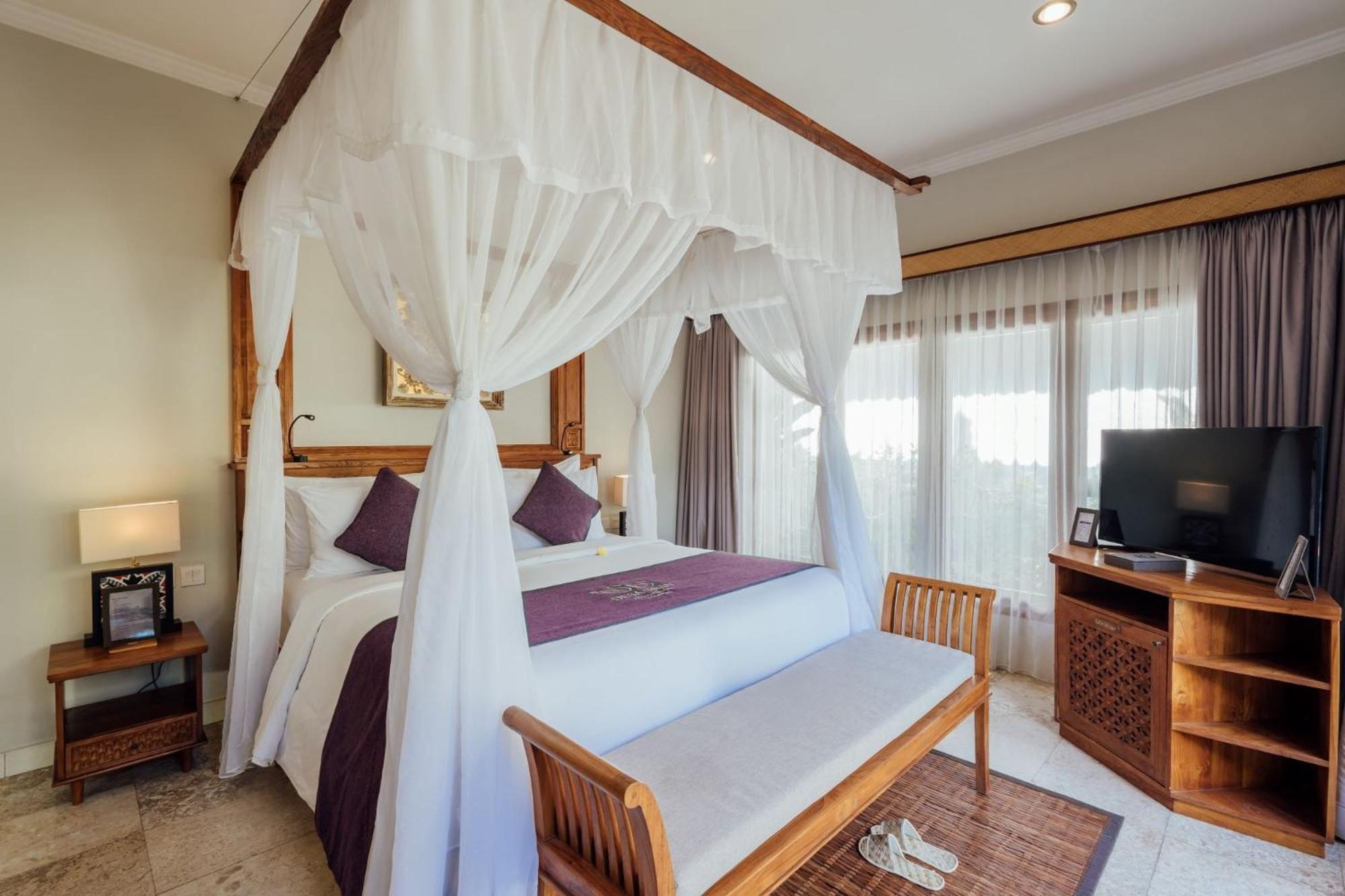 Two-Bedroom Pool Villa with One Time 30 Minute Welcome Massage - Photo 14