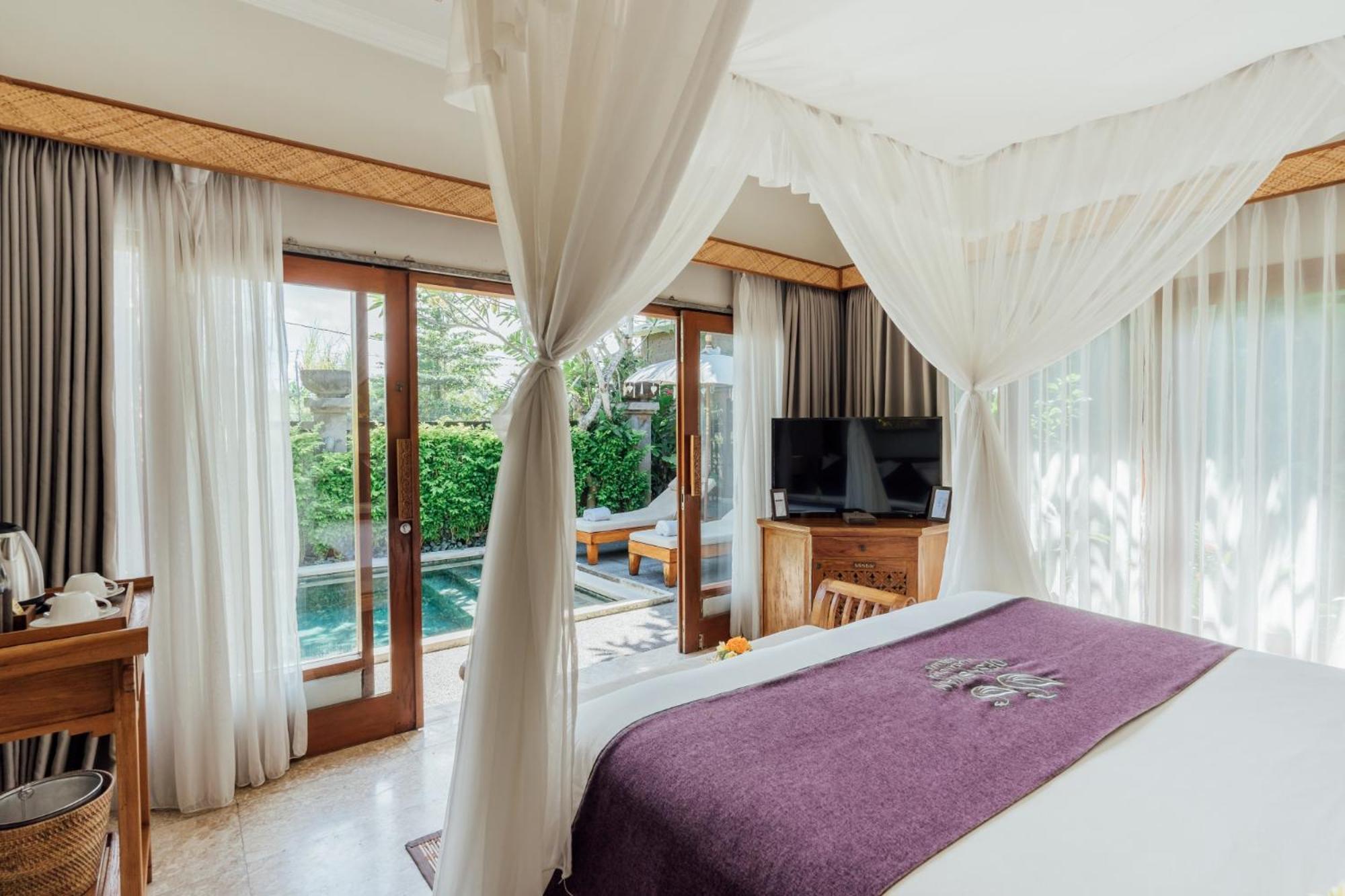 Three-Bedroom Pool Villa with One Time 30 Minute Welcome Massage - Photo 8