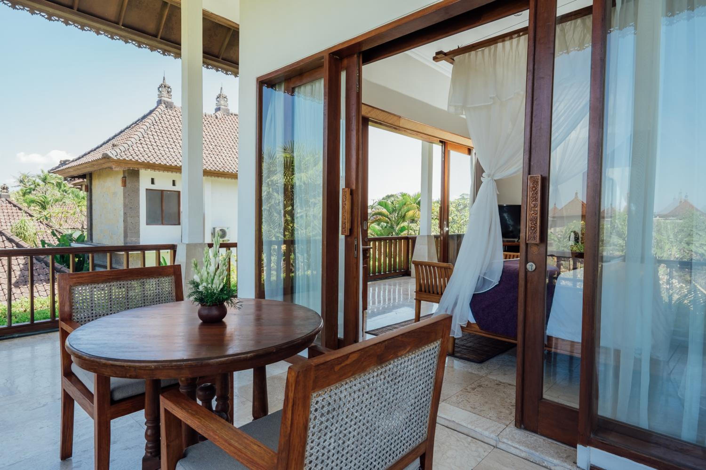 Deluxe Suite - Photo 2