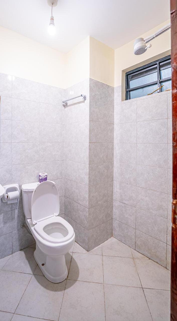 One-Bedroom Apartment - Photo 4