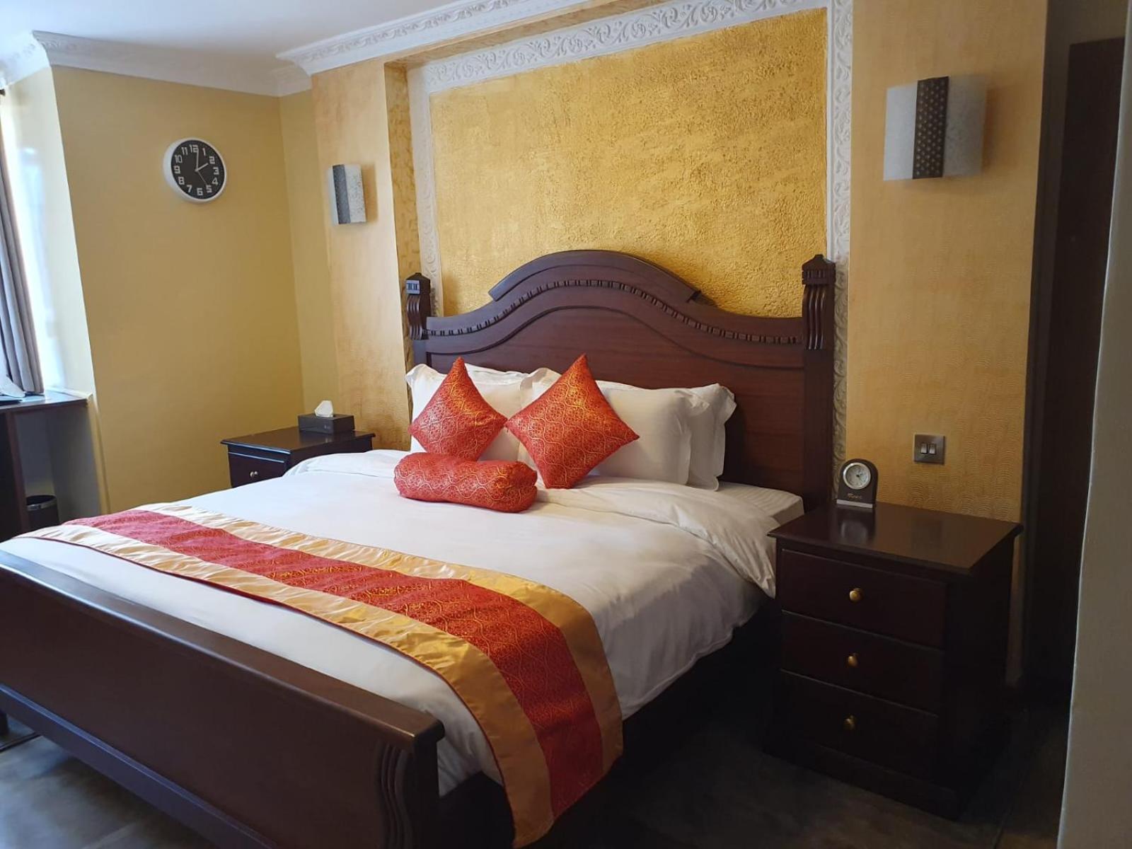 Standard Double Room - Photo 3
