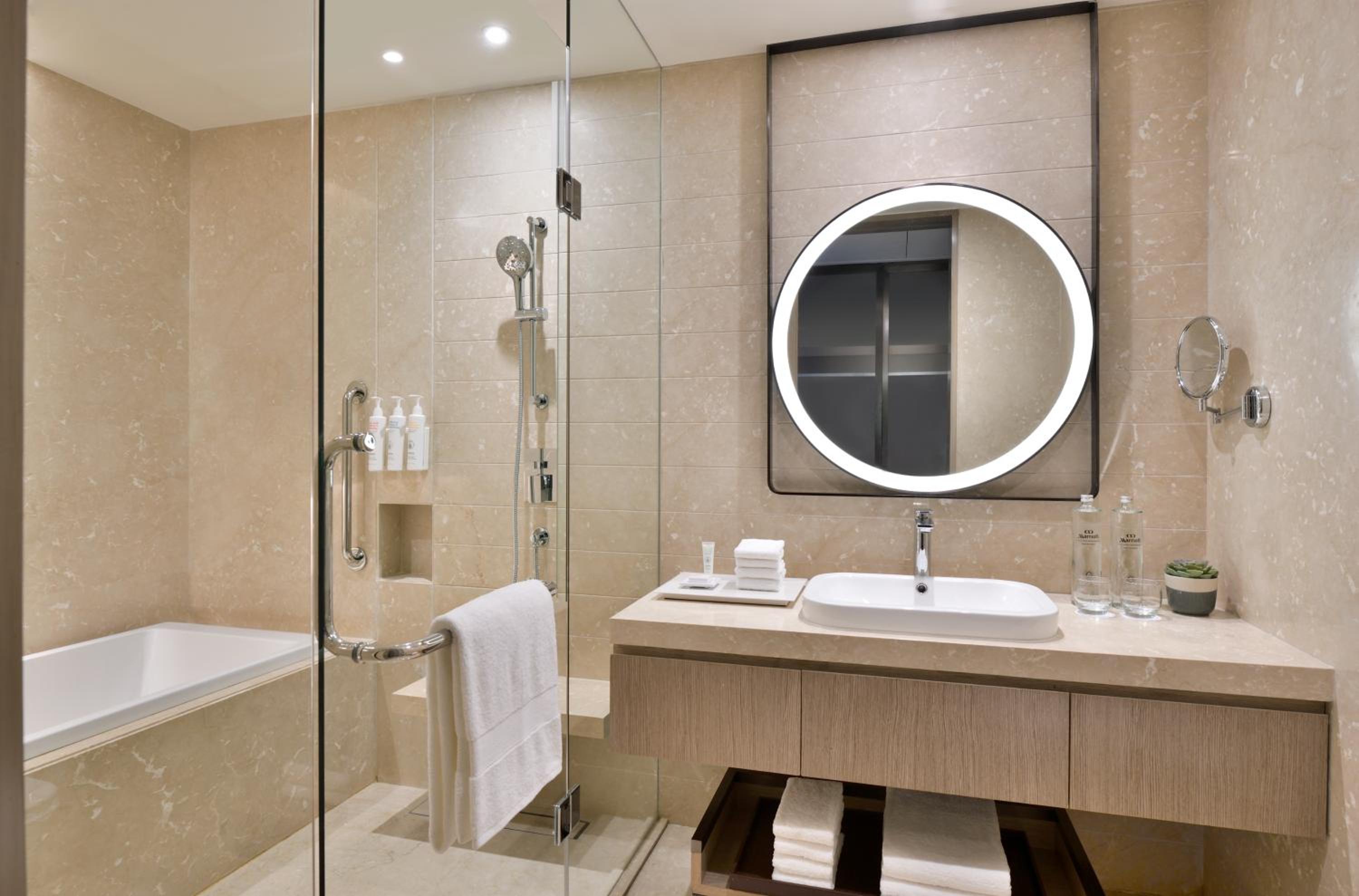 Urban Suite, 1 King , Courtyard View – 20% discount on Food and Beverage Urban Suite, 1 King , Courtyard View – 20% discount on Food and Beverage
