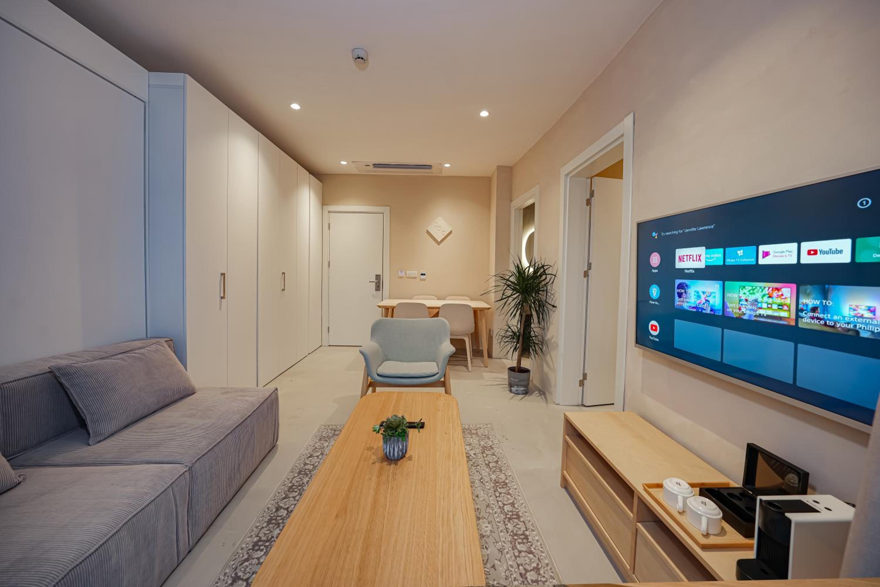 Apartment with Terrace - Photo 17