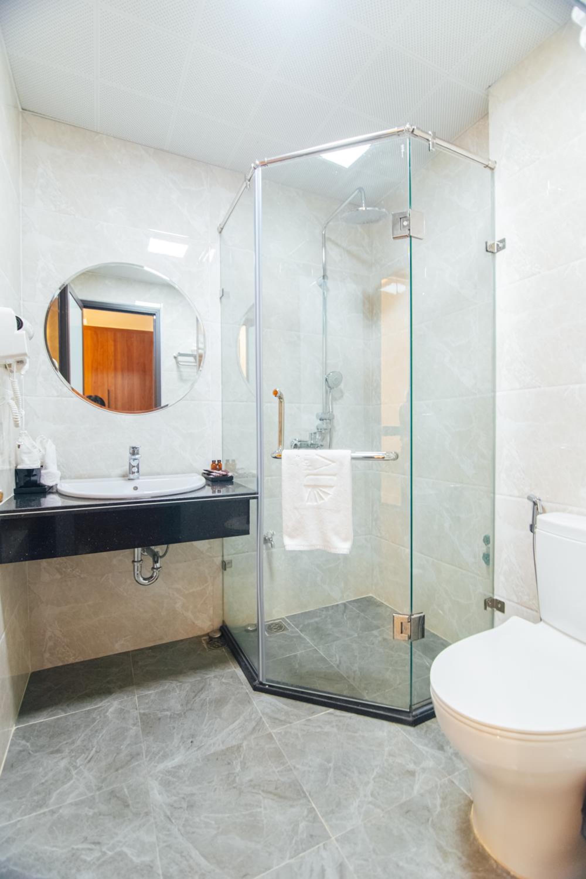 Superior Double or Twin Room - Photo 6