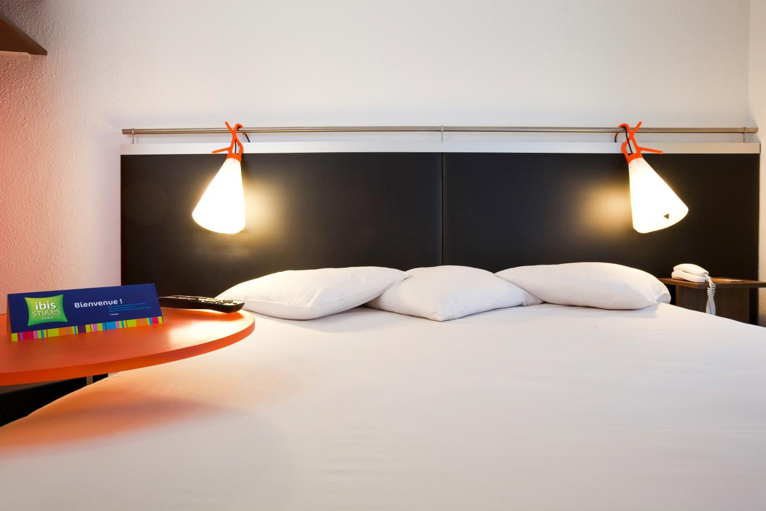 Standard Twin Room photo 2