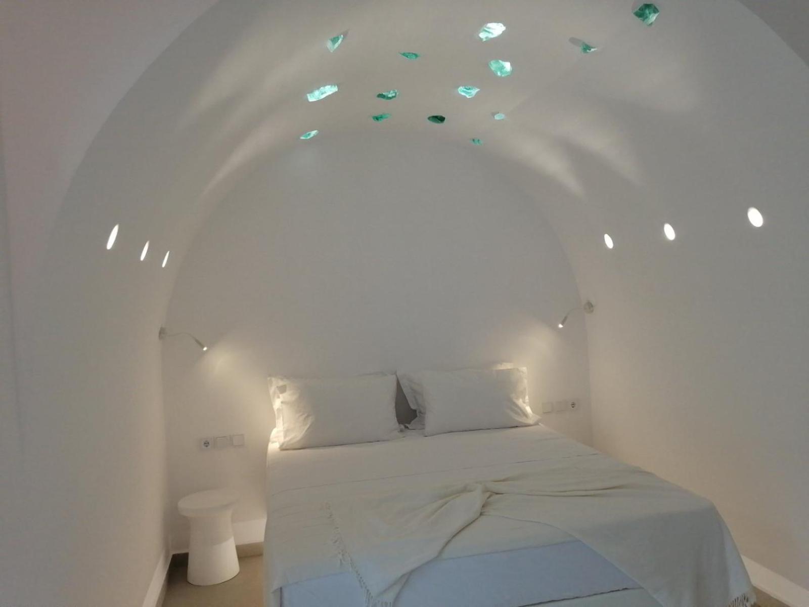 Deluxe Suite with Sea View photo 1