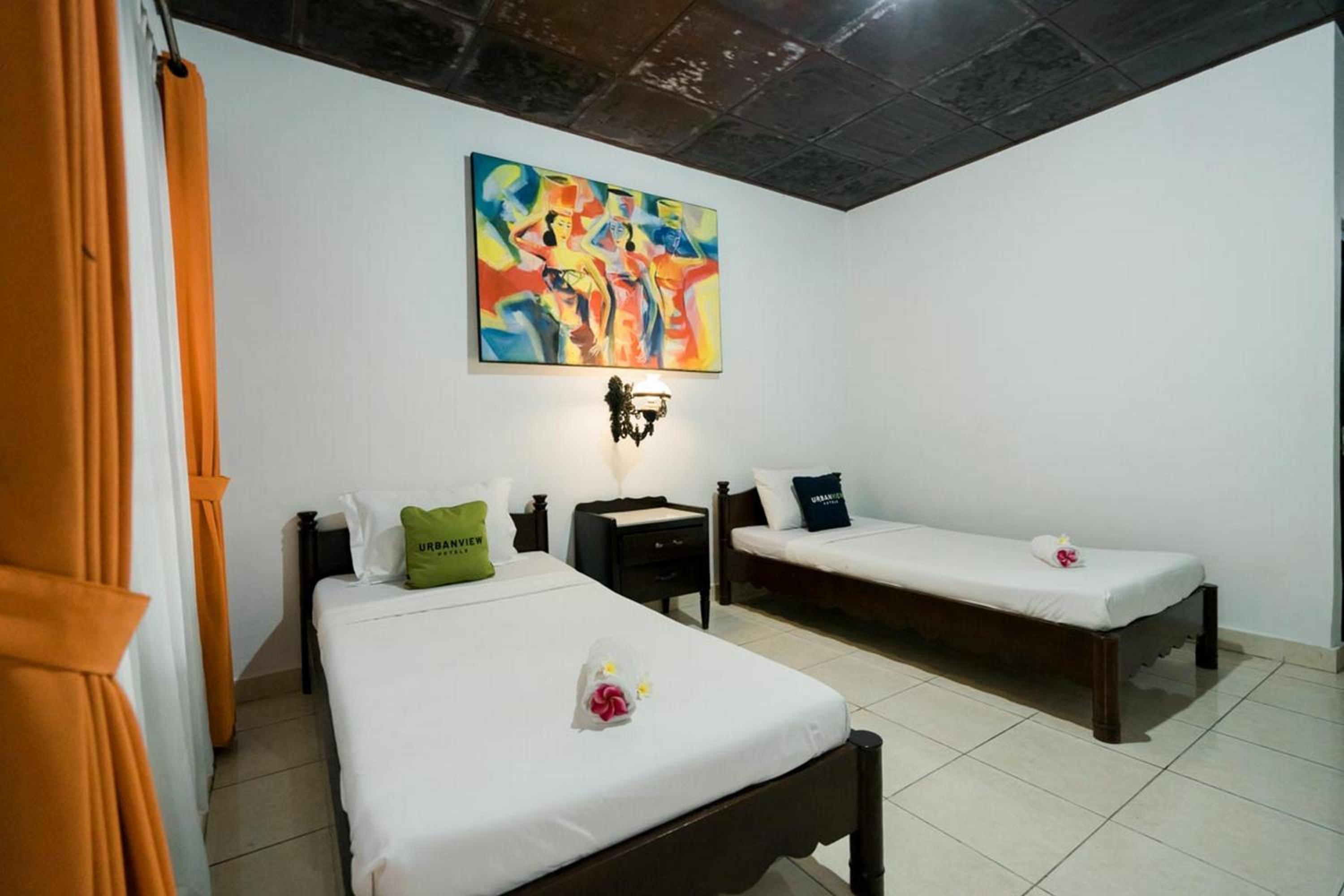 Twin Room - Photo 9