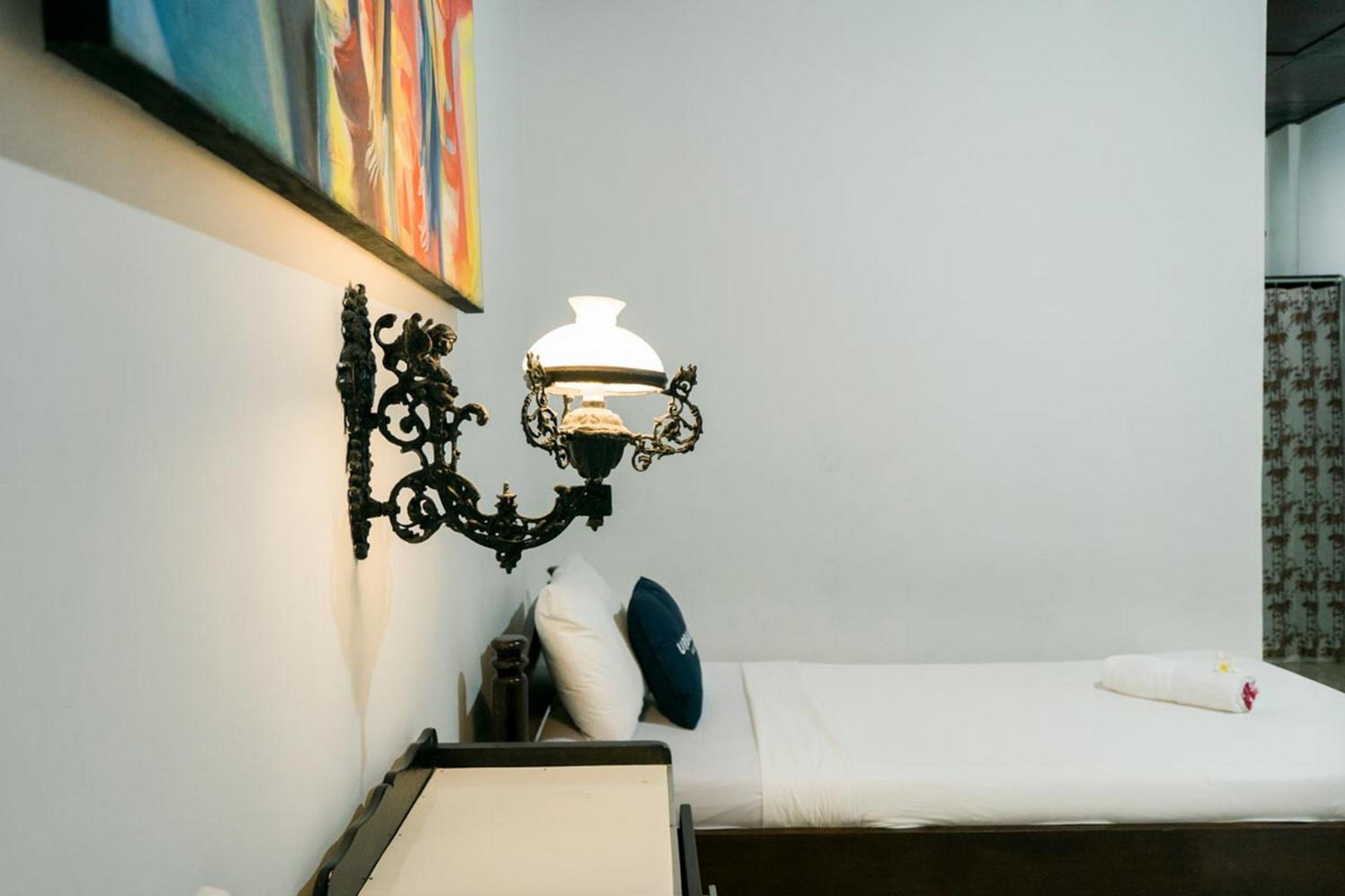 Twin Room - Photo 2
