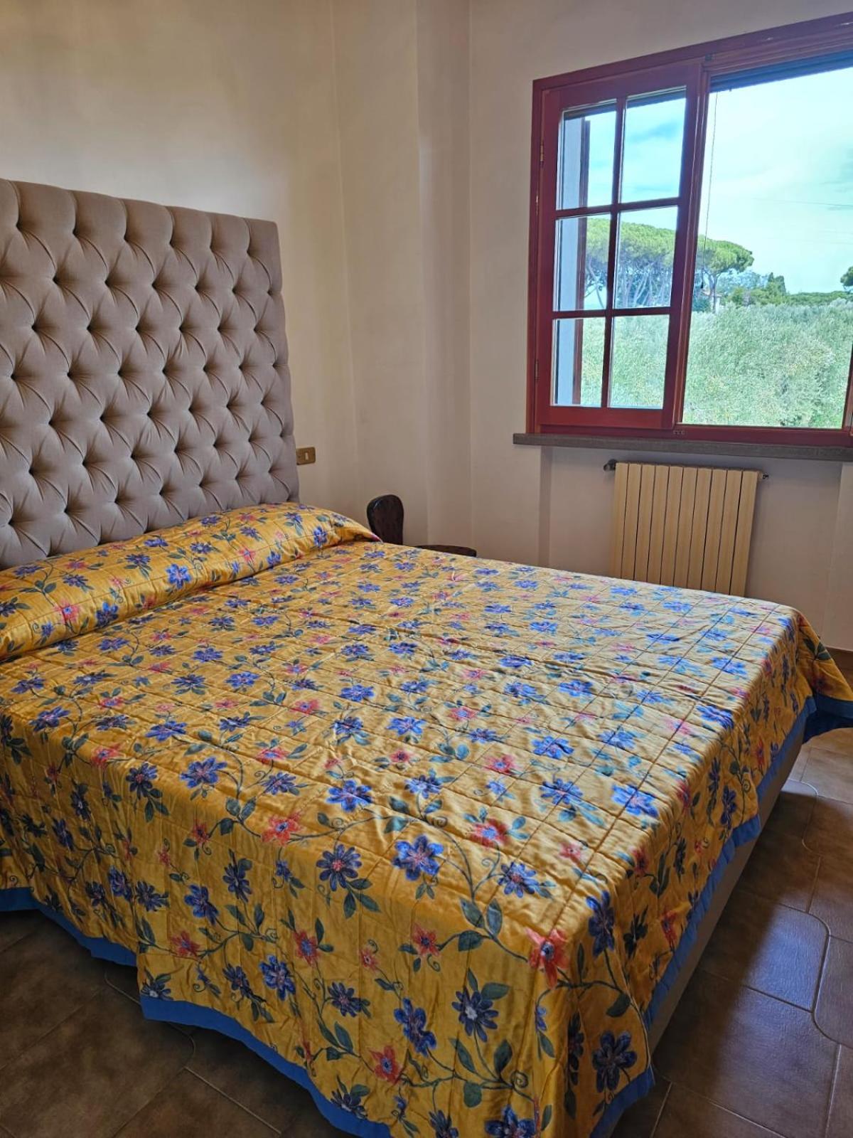Four-Bedroom House photo 2