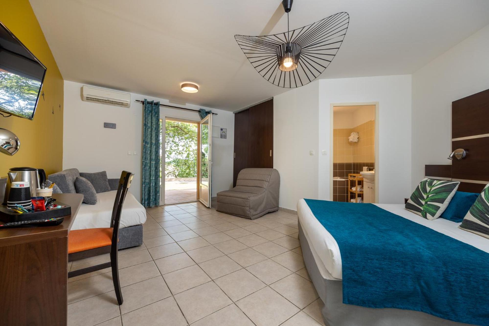 Quadruple Room photo 2
