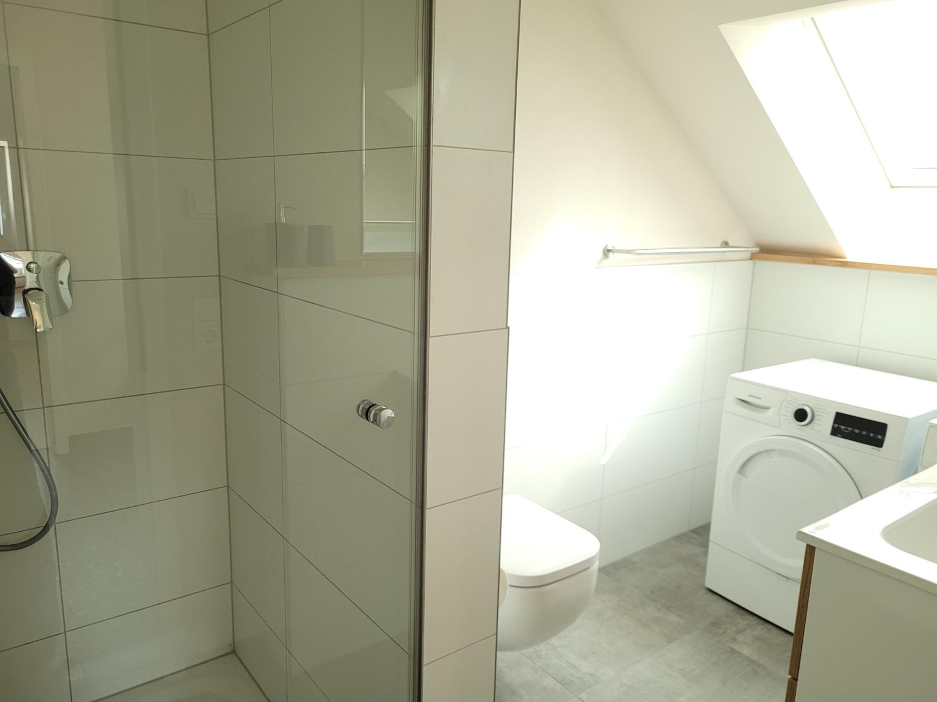Three-Bedroom House photo 3
