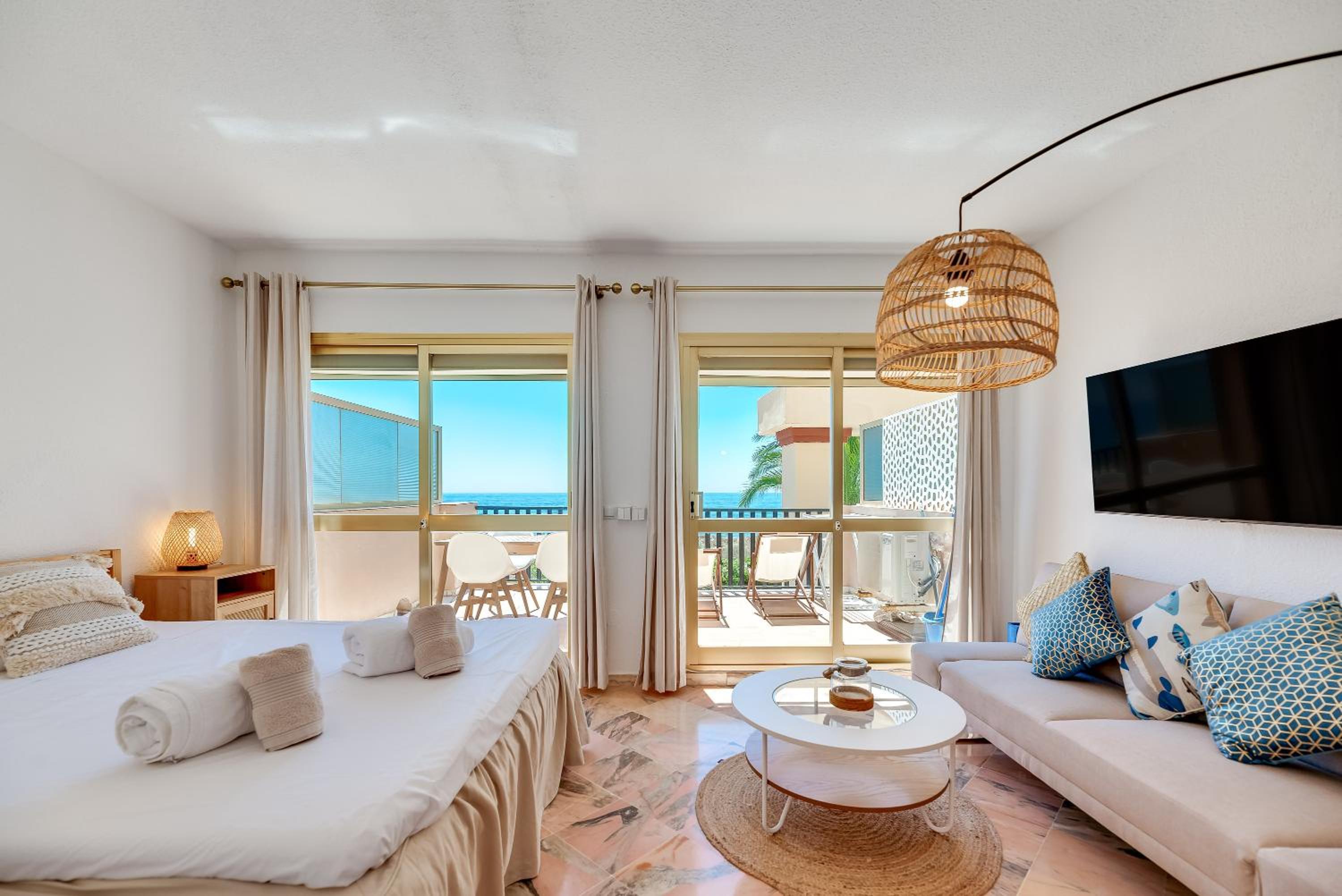 Apartamento de un dormitorio superior con balcón