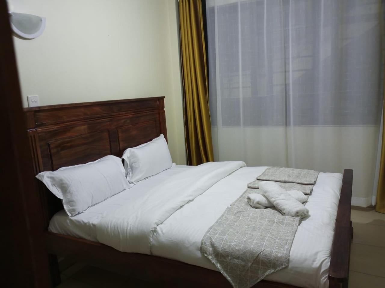 Two-Bedroom Apartment - Photo 3
